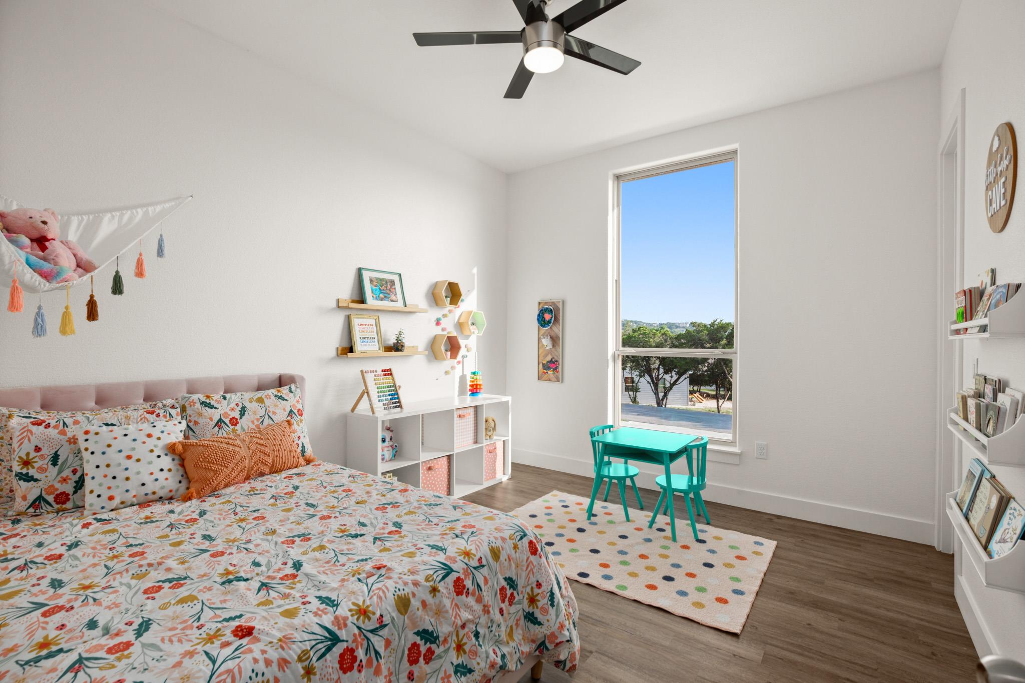 4216 Hillside Dr, Lago Vista, TX 78645