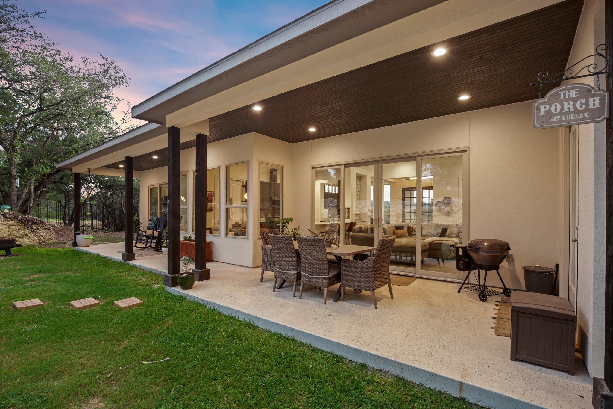 4216 Hillside Dr, Lago Vista, TX 78645