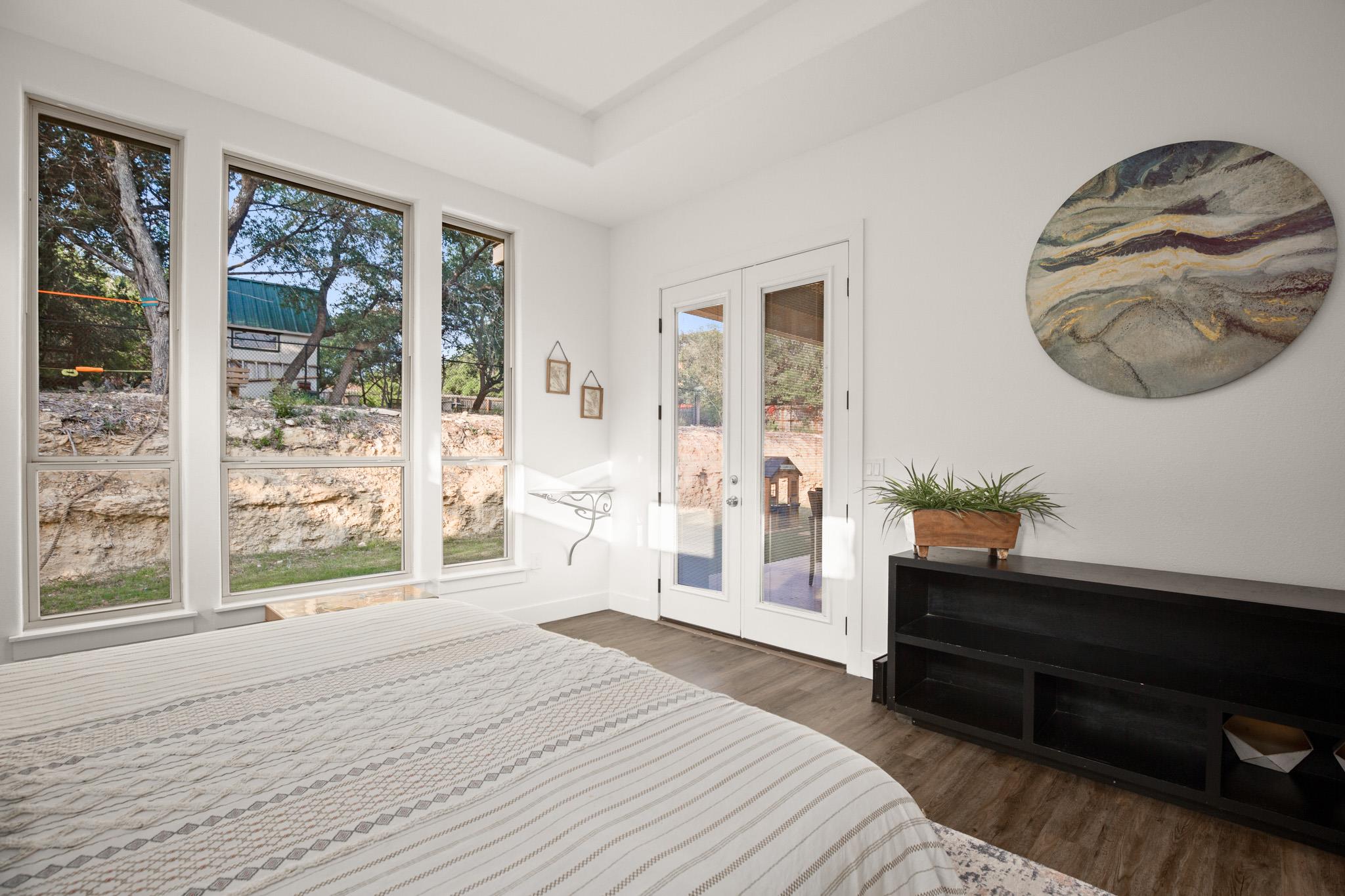 4216 Hillside Dr, Lago Vista, TX 78645