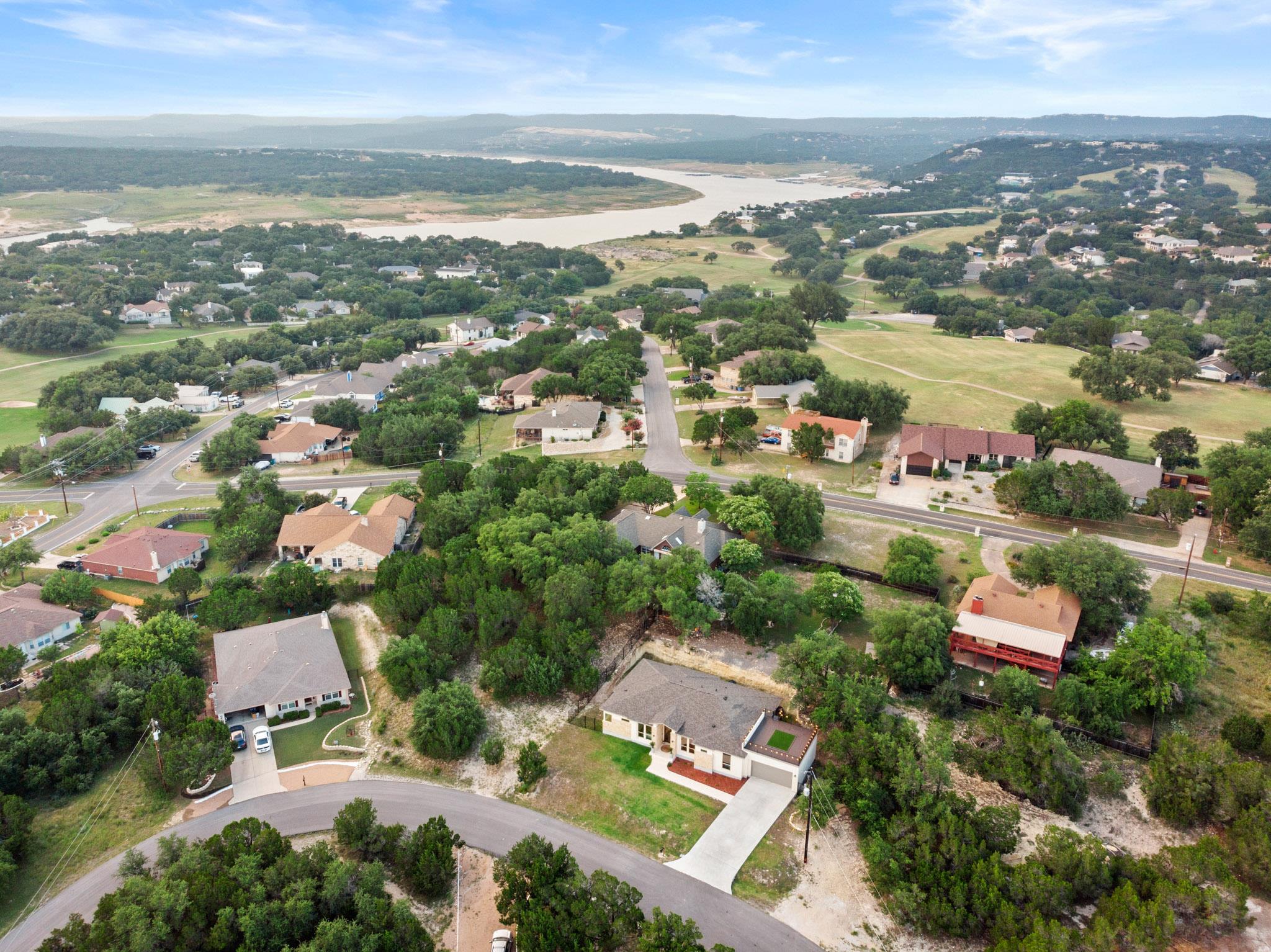 4216 Hillside Dr, Lago Vista, TX 78645