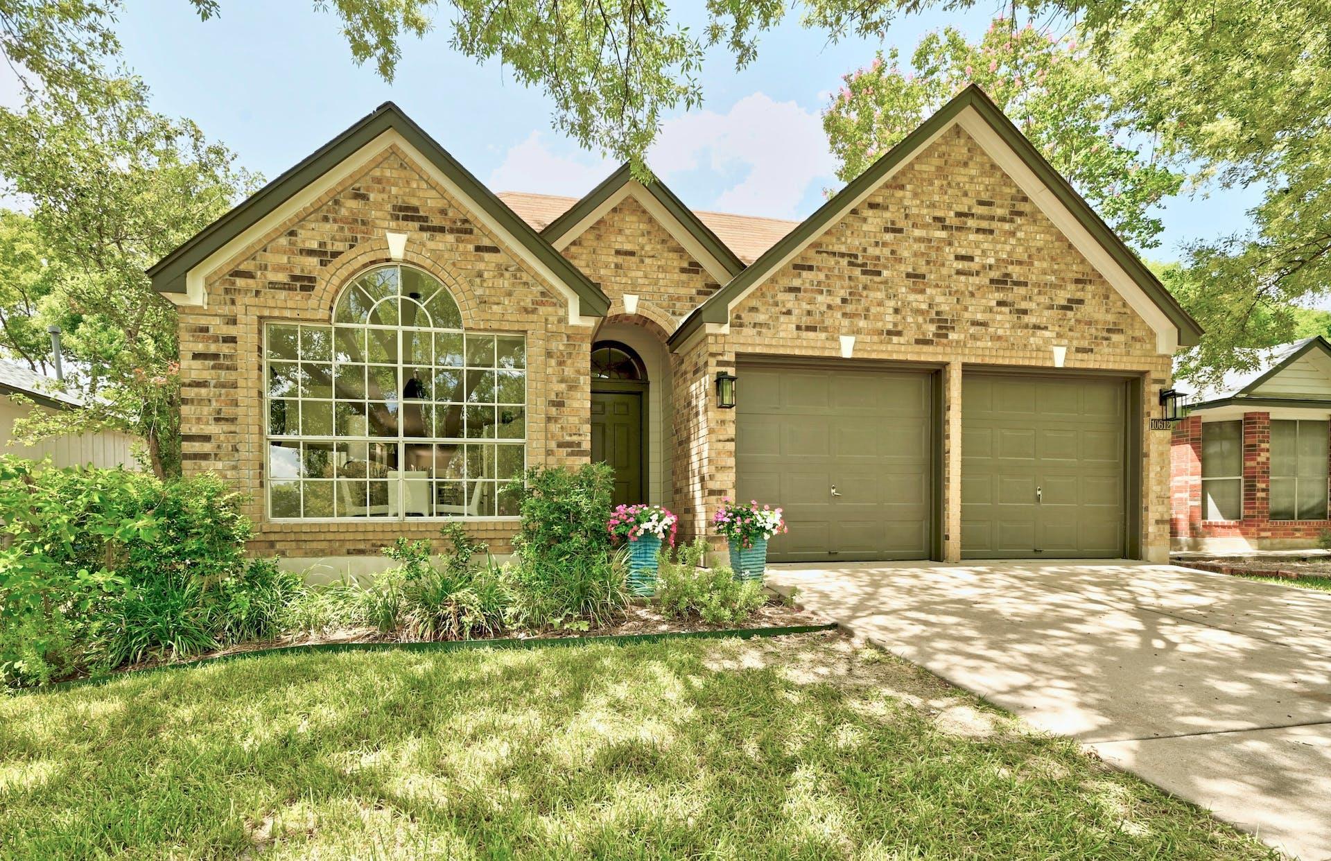 10612 Watchful Fox Dr, Austin, TX 78748