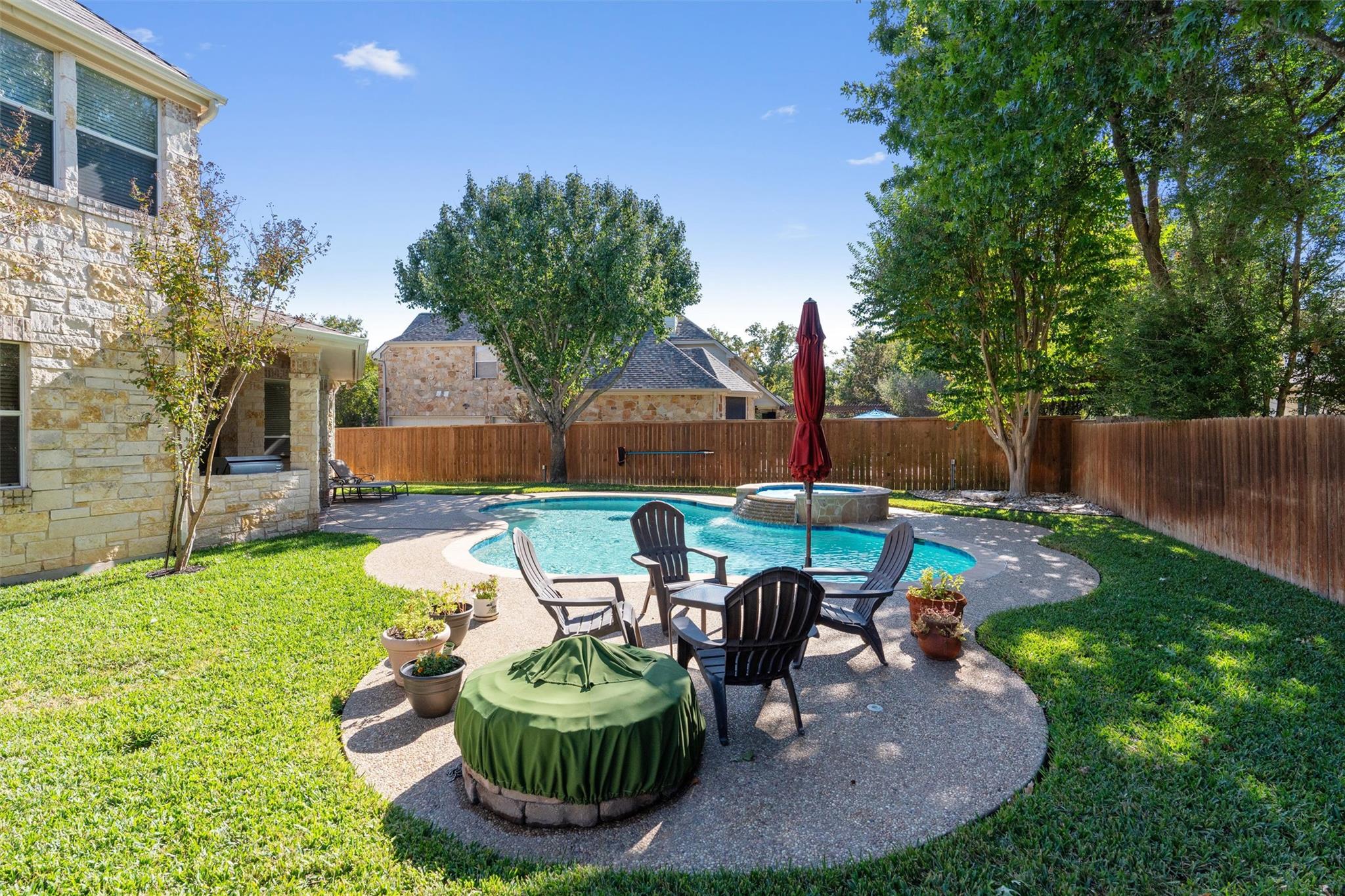 1741 West End Pl, Round Rock, TX 78681