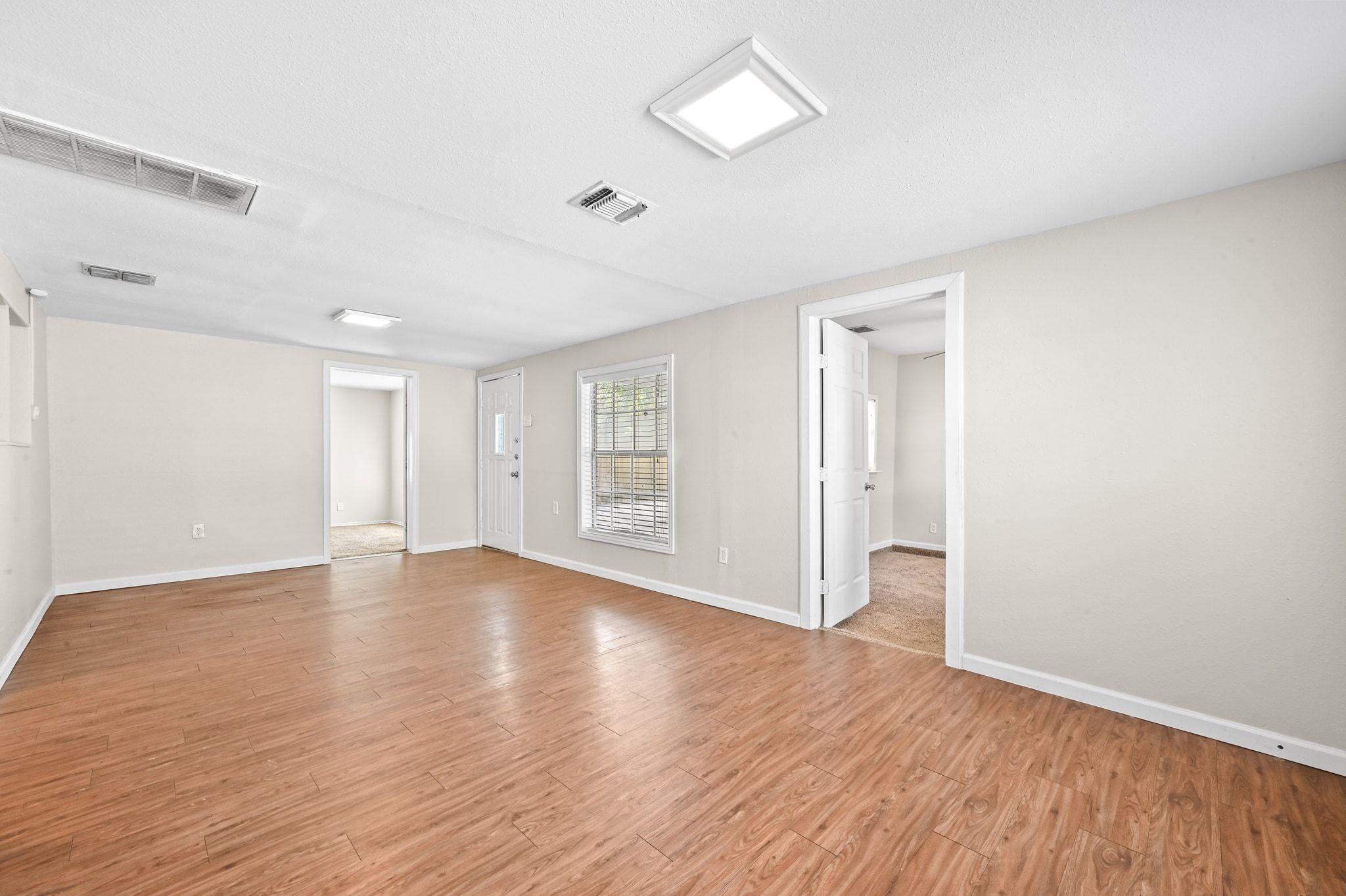 1706 Riverview St # B, Austin, TX 78702