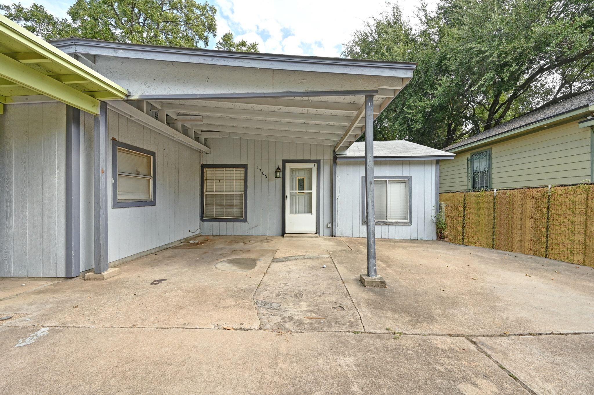 1706 Riverview St # B, Austin, TX 78702