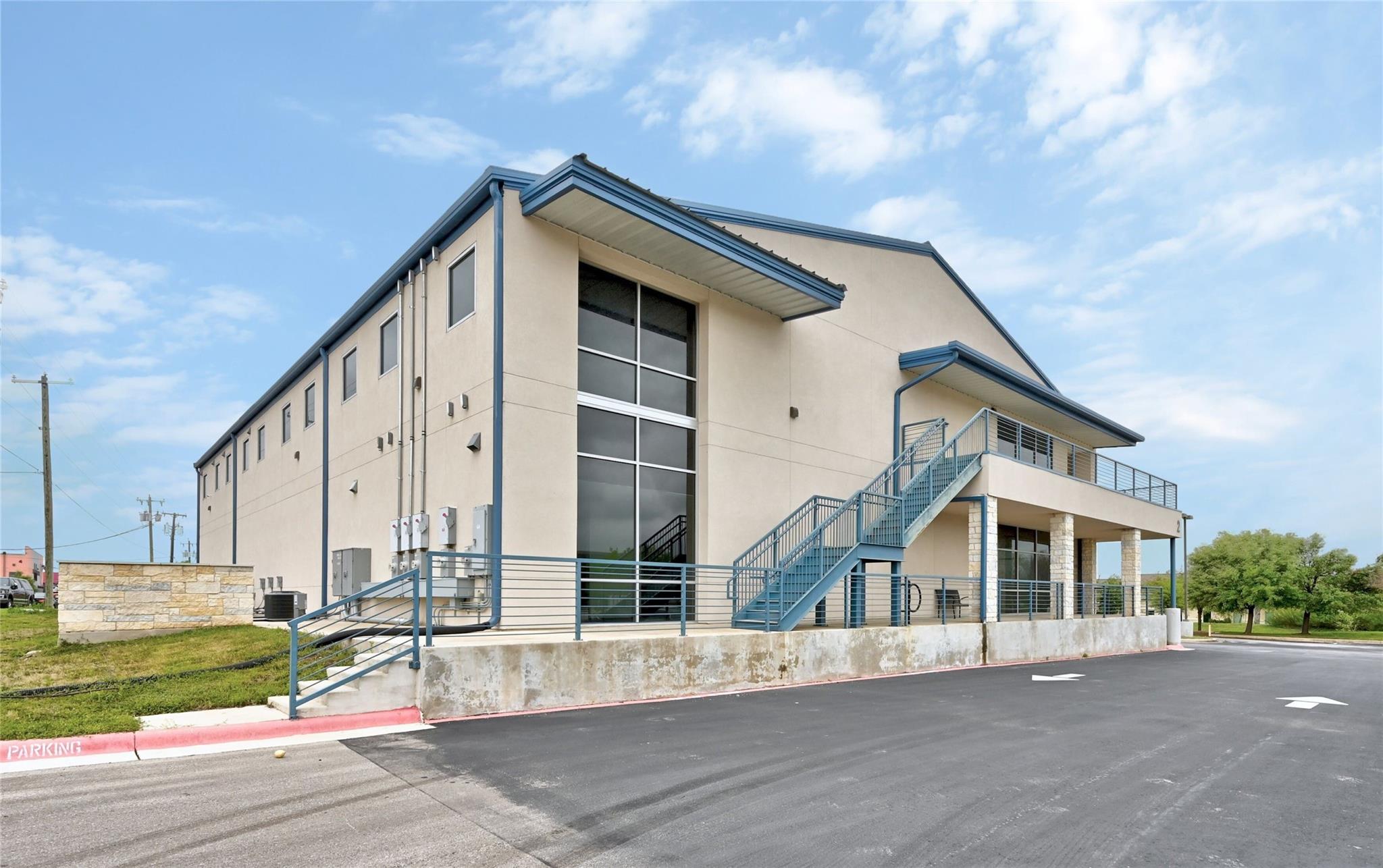 2050 Double Creek Dr, Round Rock, TX 78664