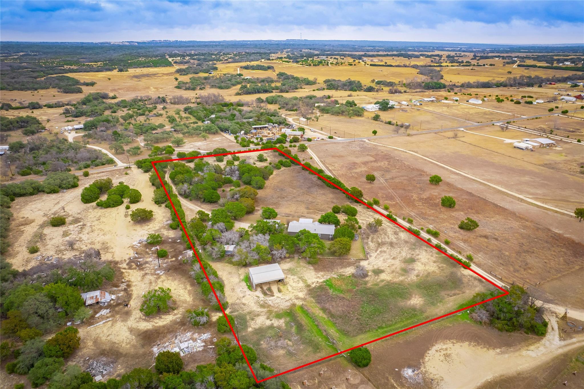 635 Ramms Dr, Florence, TX 76527