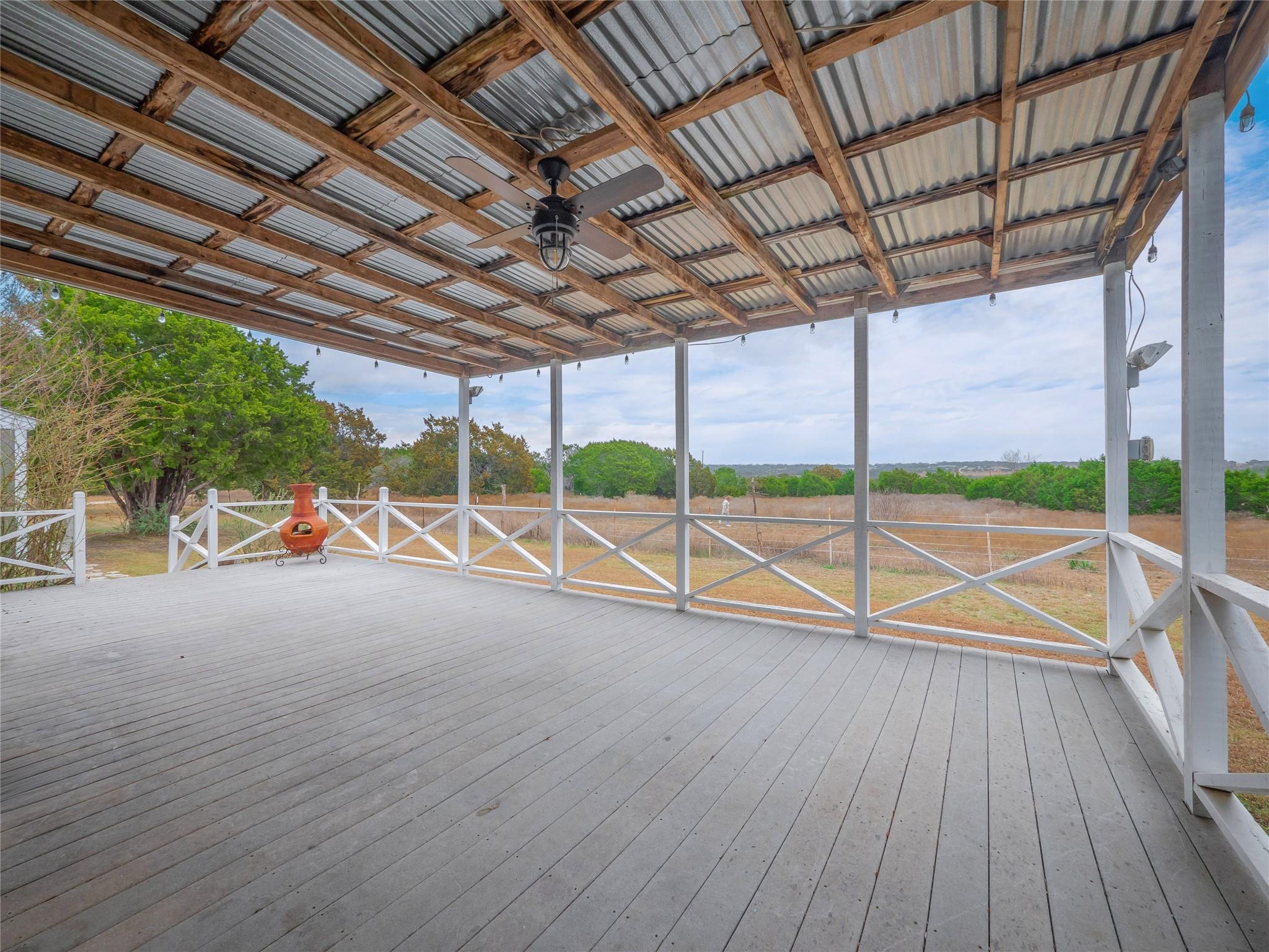 635 Ramms Dr, Florence, TX 76527