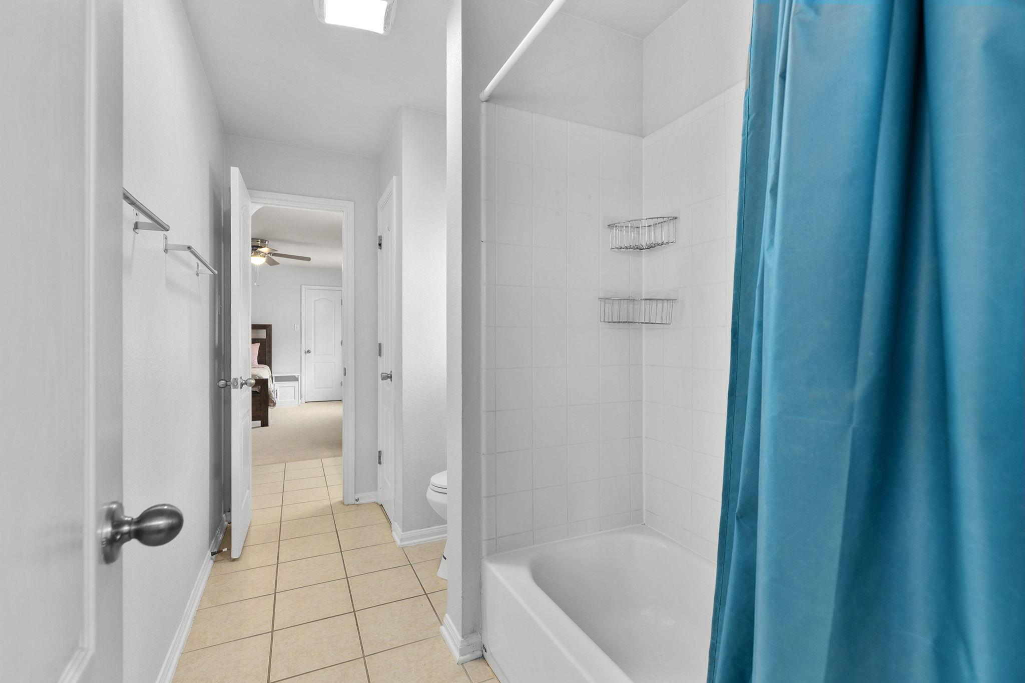 701 Old Ravine Ct, Round Rock, TX 78665