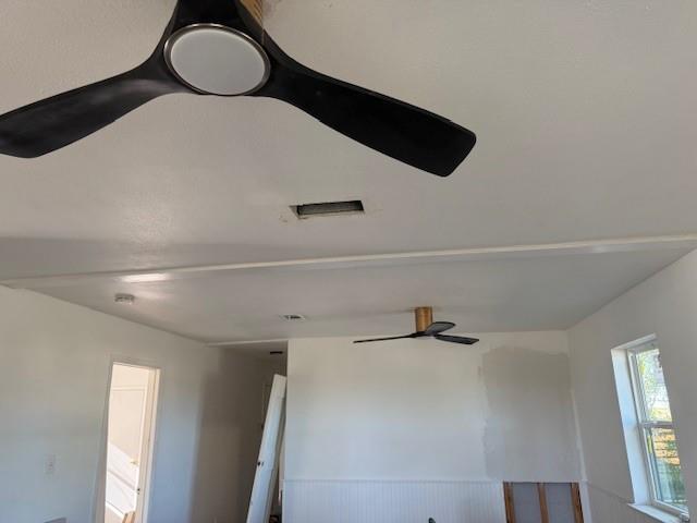 1001 W Haynie St, Llano, TX 78643