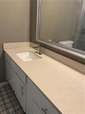 1001 W Haynie St, Llano, TX 78643