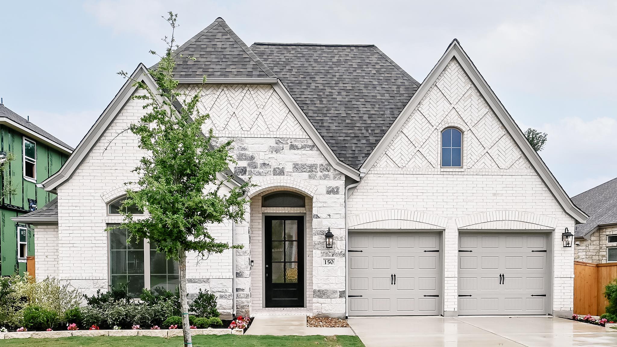 150 Lily Pad Ln, Kyle, TX 78640