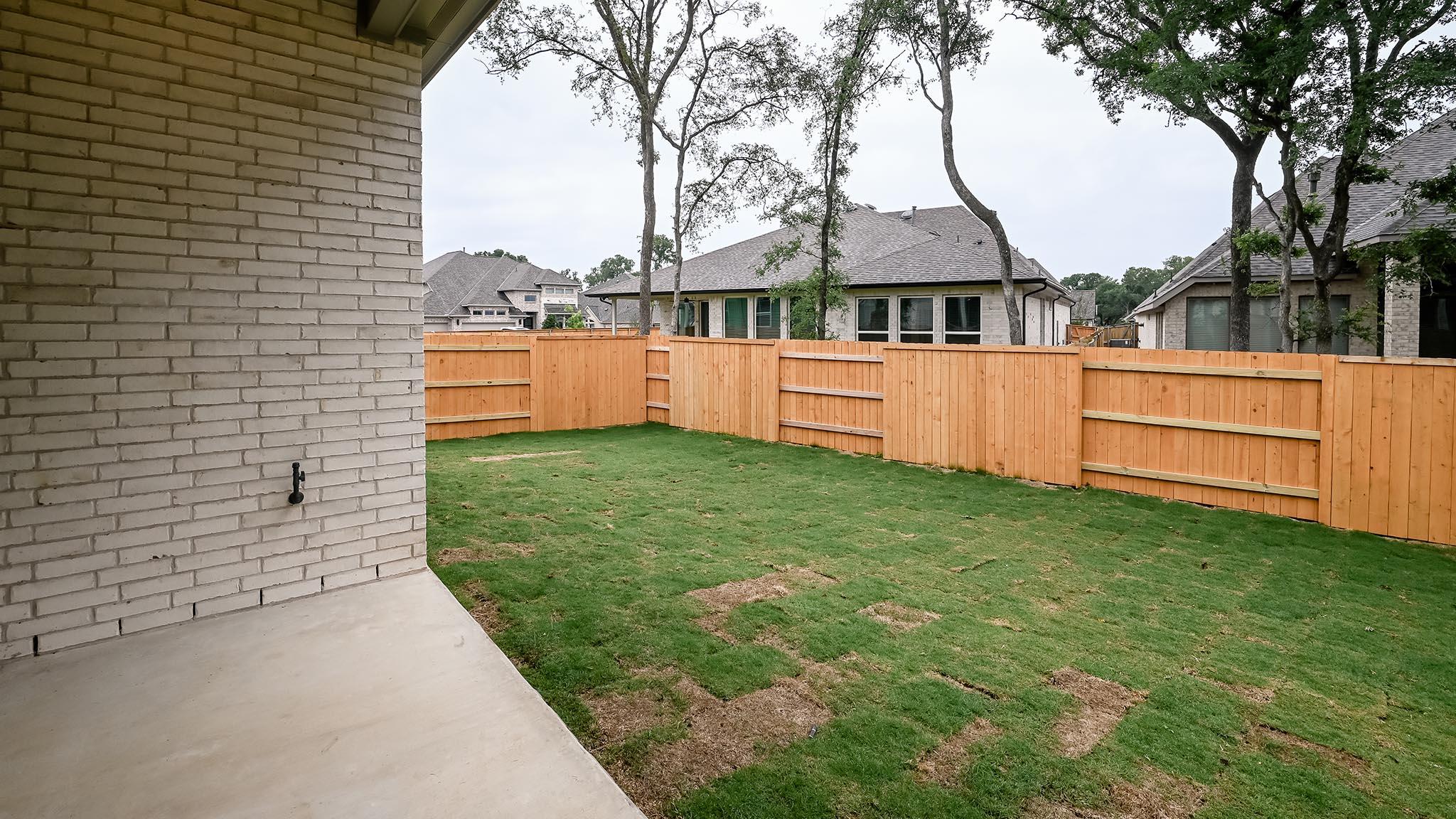 150 Lily Pad Ln, Kyle, TX 78640