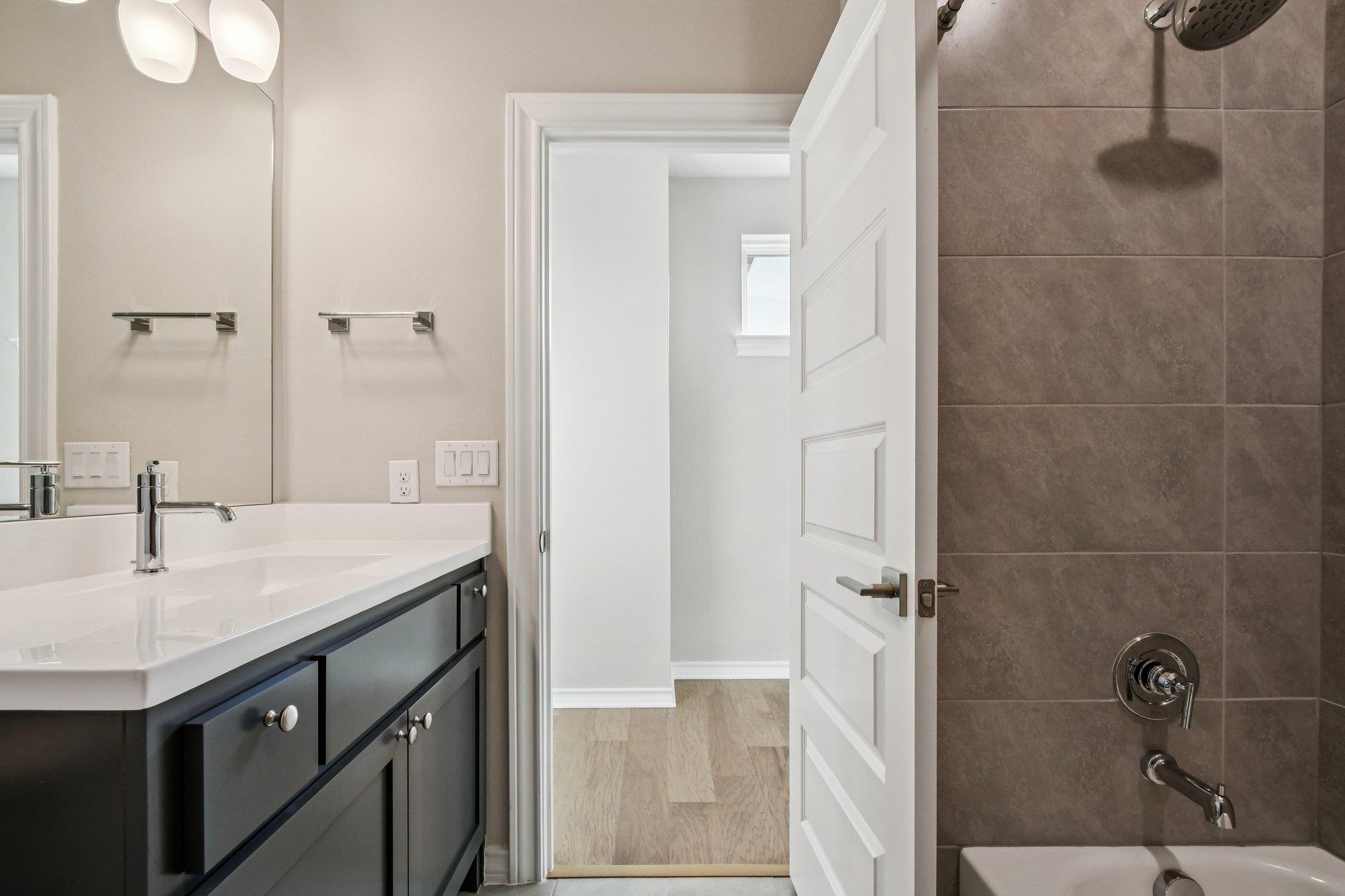 19500 Tranquility Falls Path, Lago Vista, TX 78645