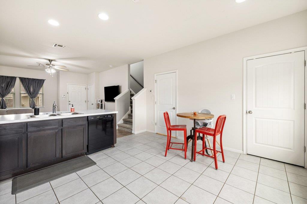 1058 Sand Post Pl, San Marcos, TX 78666