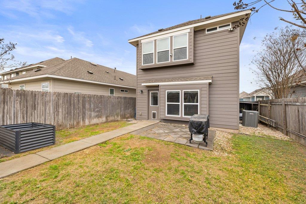 1058 Sand Post Pl, San Marcos, TX 78666