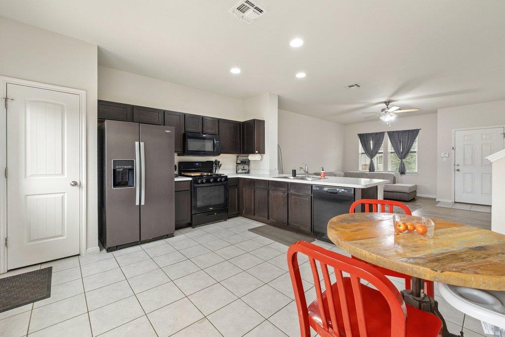 1058 Sand Post Pl, San Marcos, TX 78666