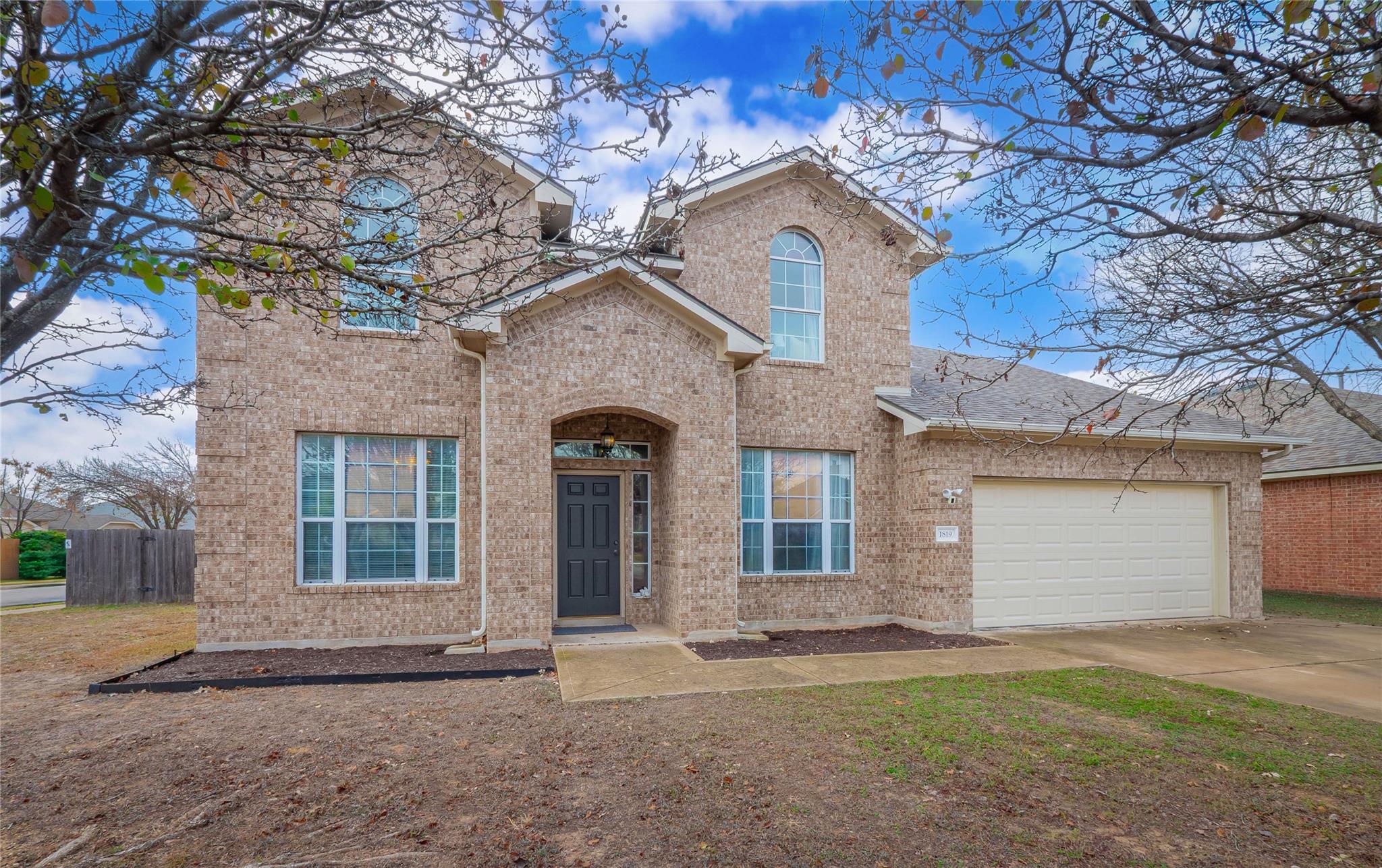 1819 Rutherford Dr, Leander, TX 78641