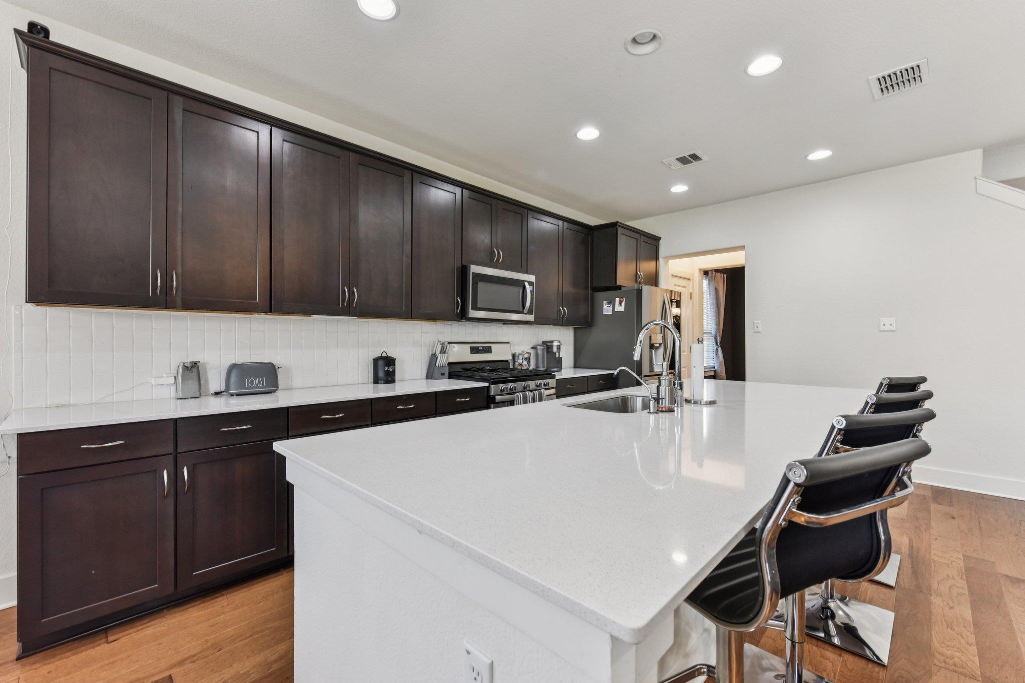 16928 Lathrop Ave, Pflugerville, TX 78660