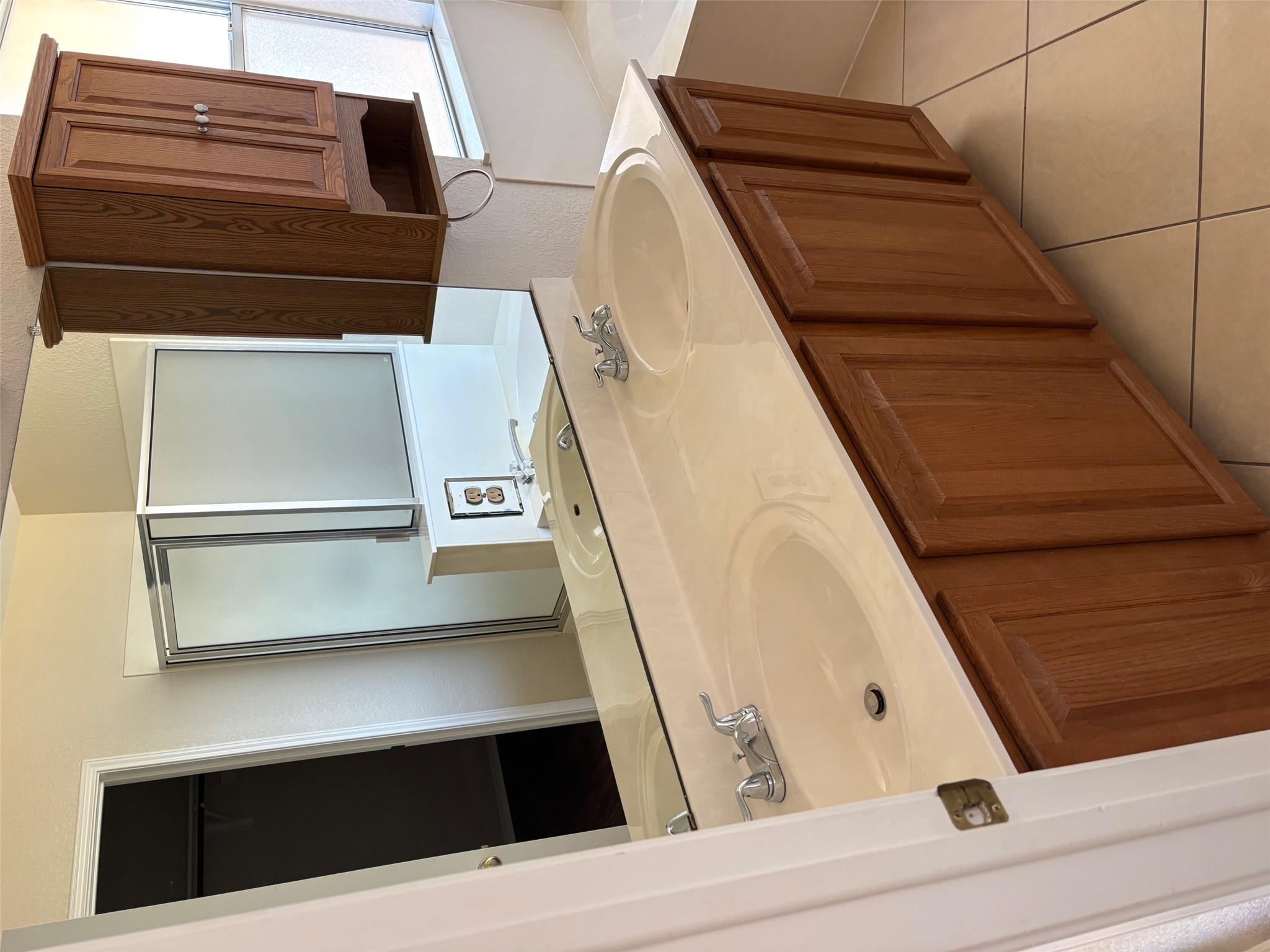 1403 Haley Gray Dr, Pflugerville, TX 78660