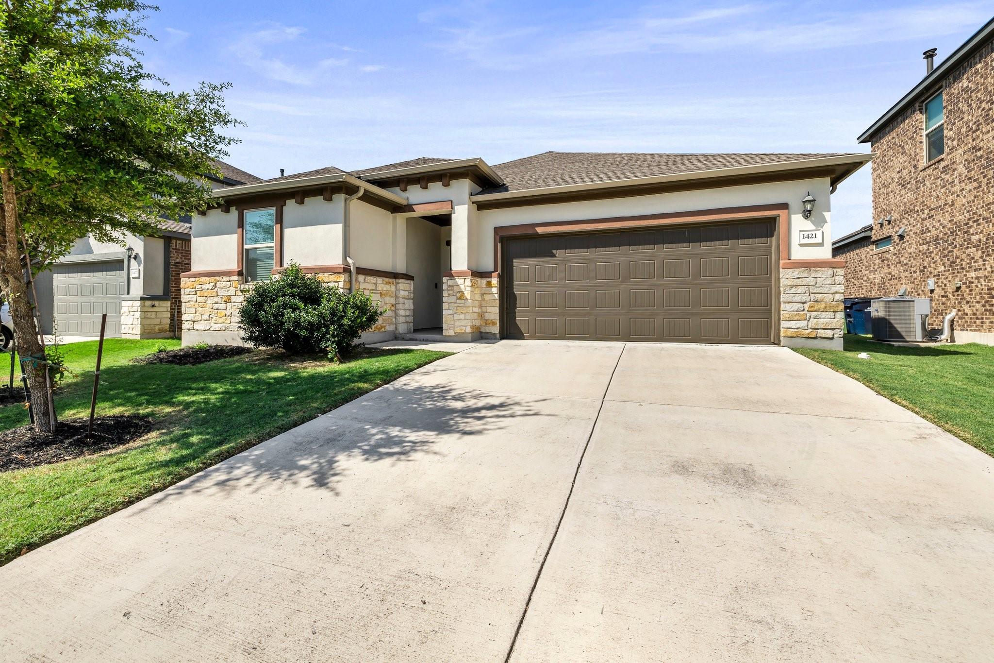 1421 Itzel Bnd, Leander, TX 78641