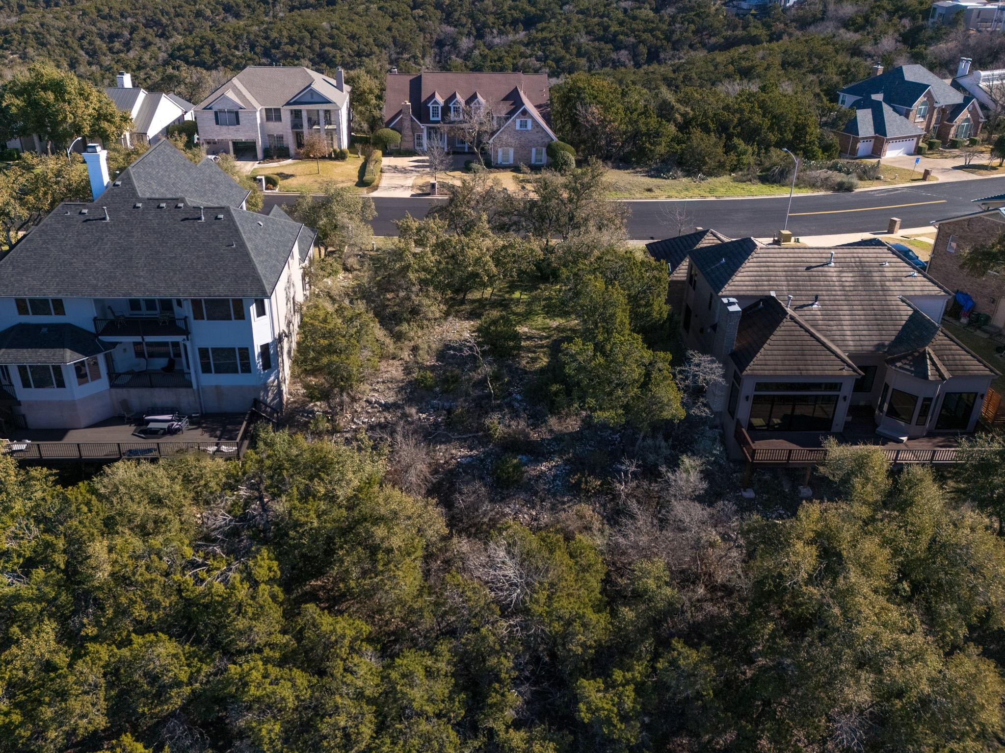 7111 Valburn Dr, Austin, TX 78731