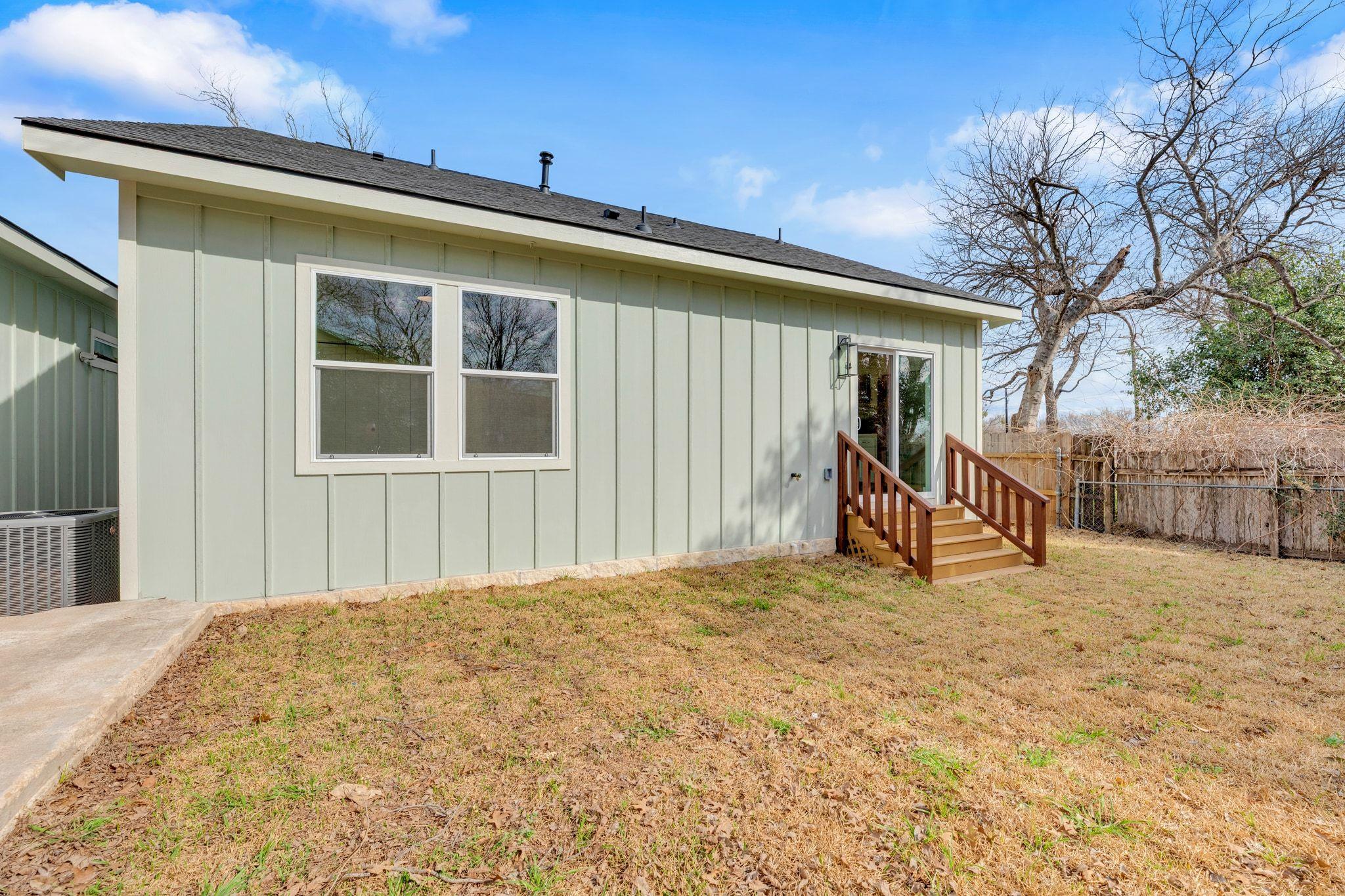 2102 S Church St, Georgetown, TX 78626