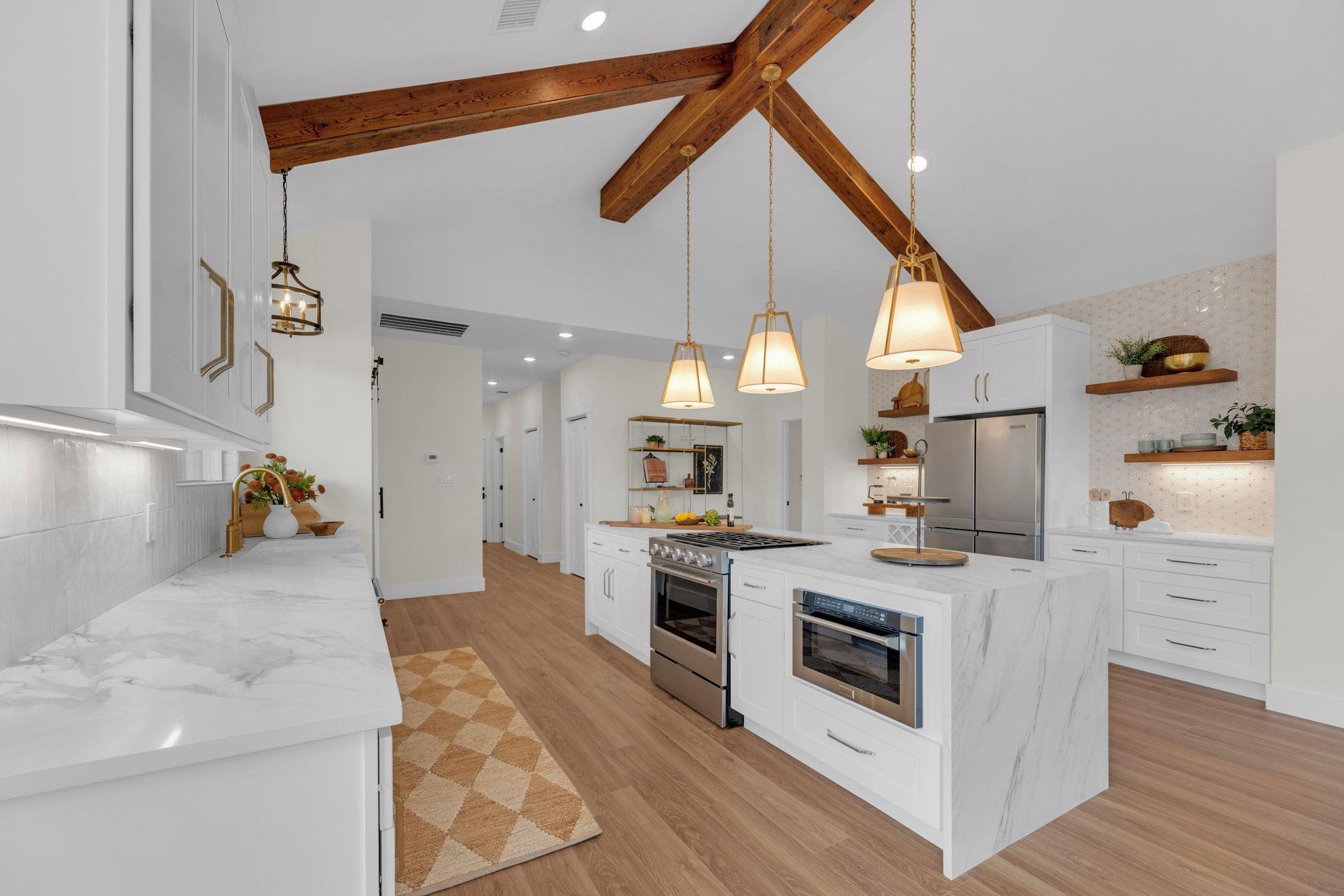 2102 S Church St, Georgetown, TX 78626