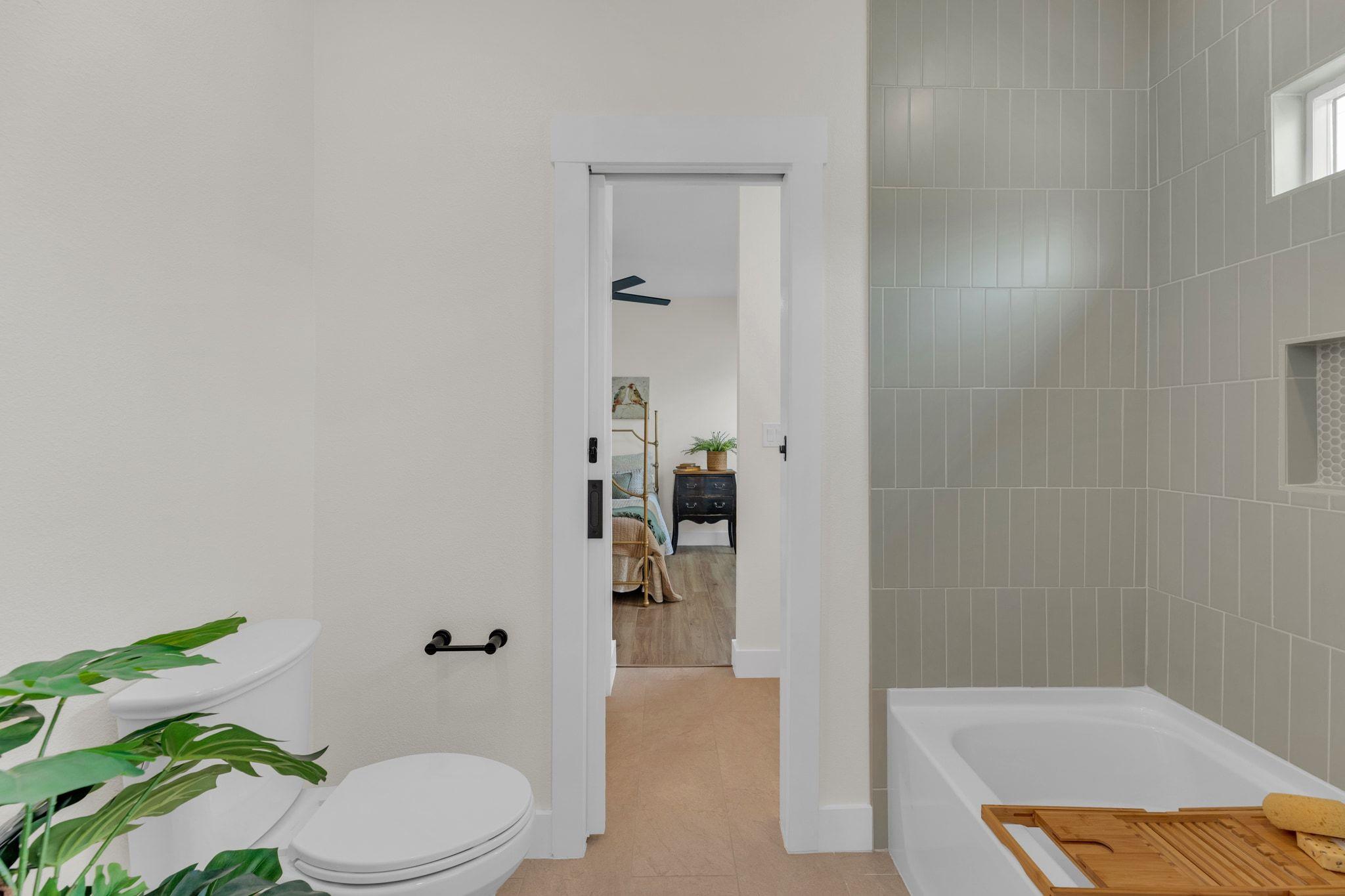 2102 S Church St, Georgetown, TX 78626