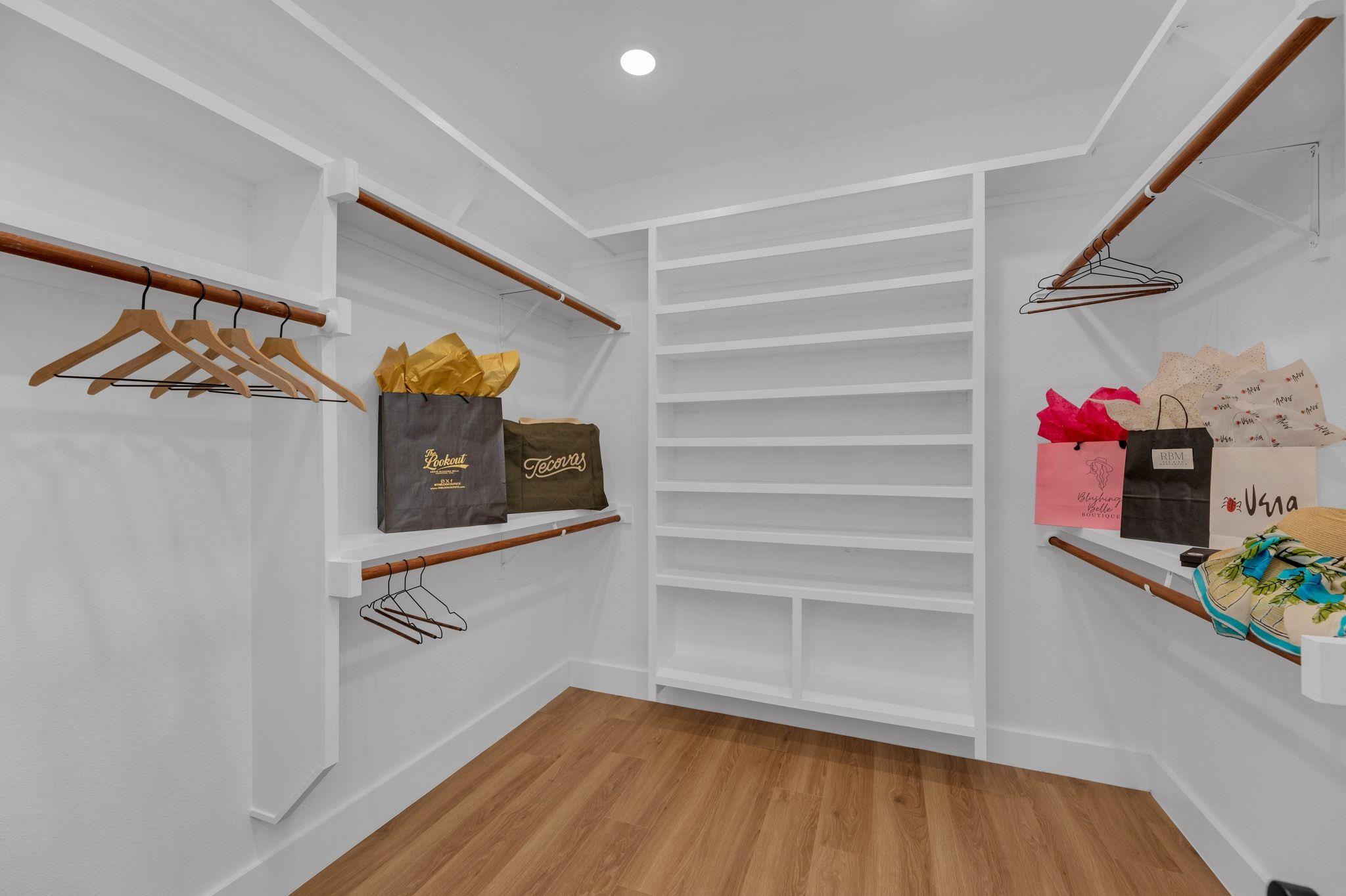 2102 S Church St, Georgetown, TX 78626