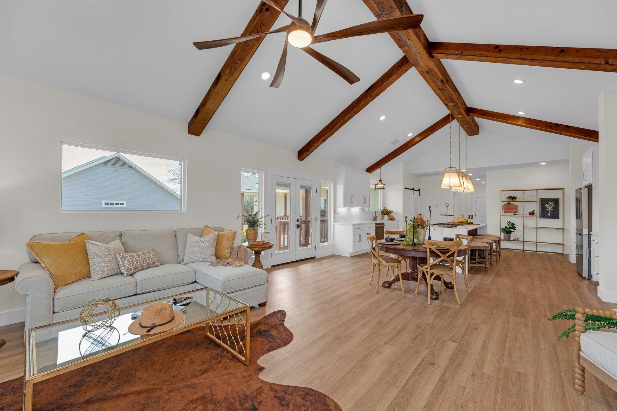 2102 S Church St, Georgetown, TX 78626