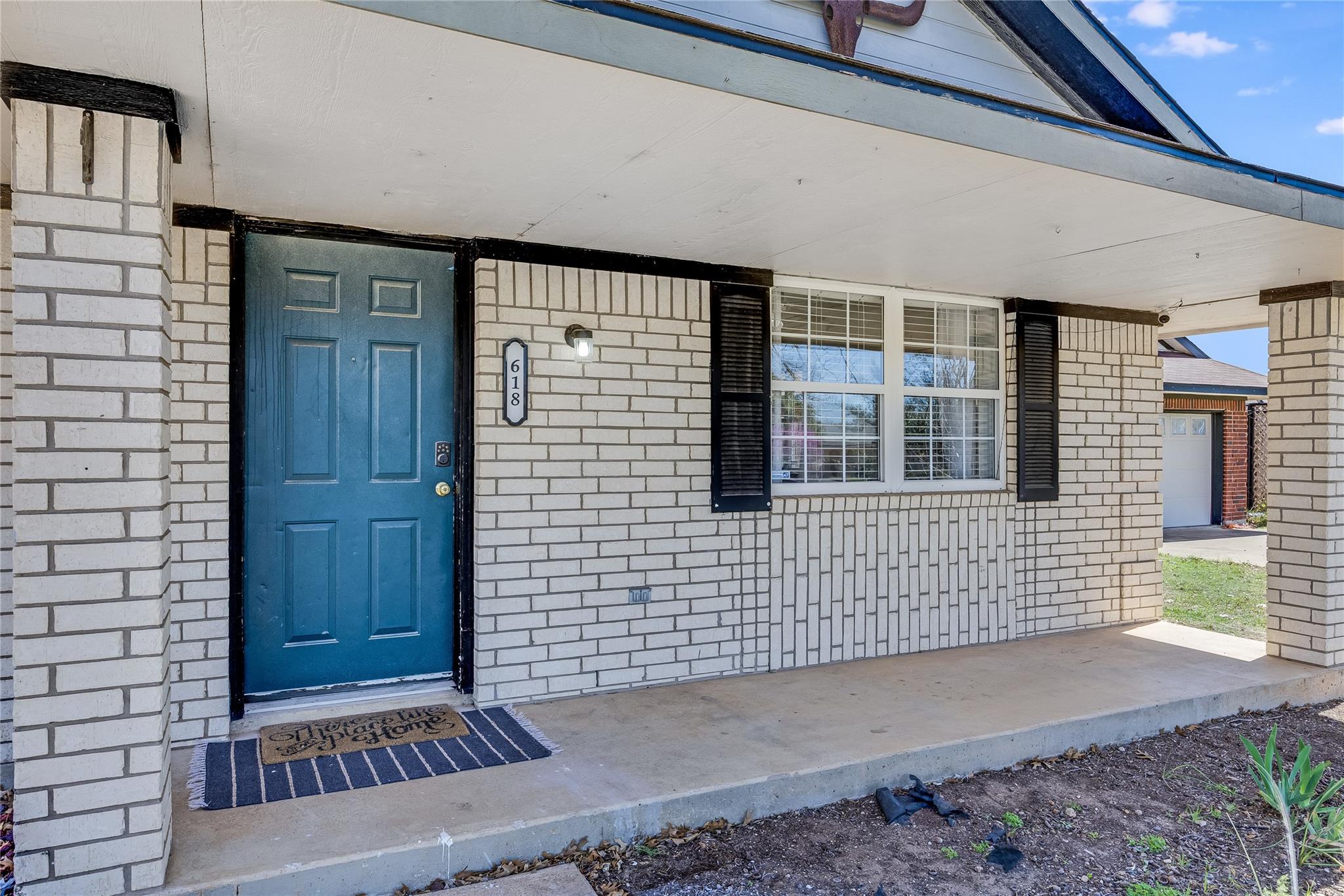 618 Bentwood Dr, Leander, TX 78641