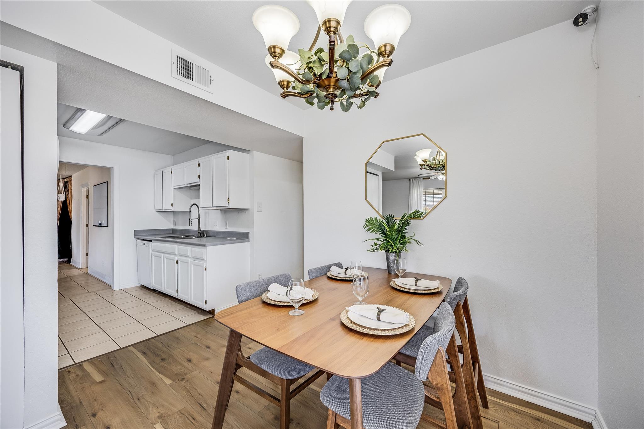 618 Bentwood Dr, Leander, TX 78641