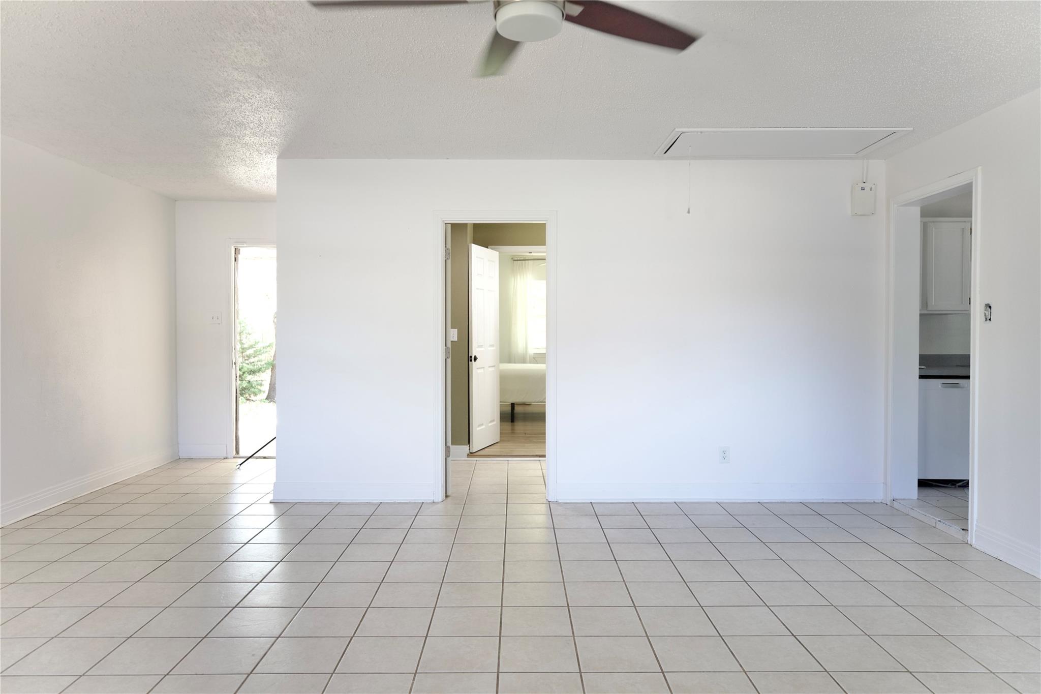 618 Bentwood Dr, Leander, TX 78641