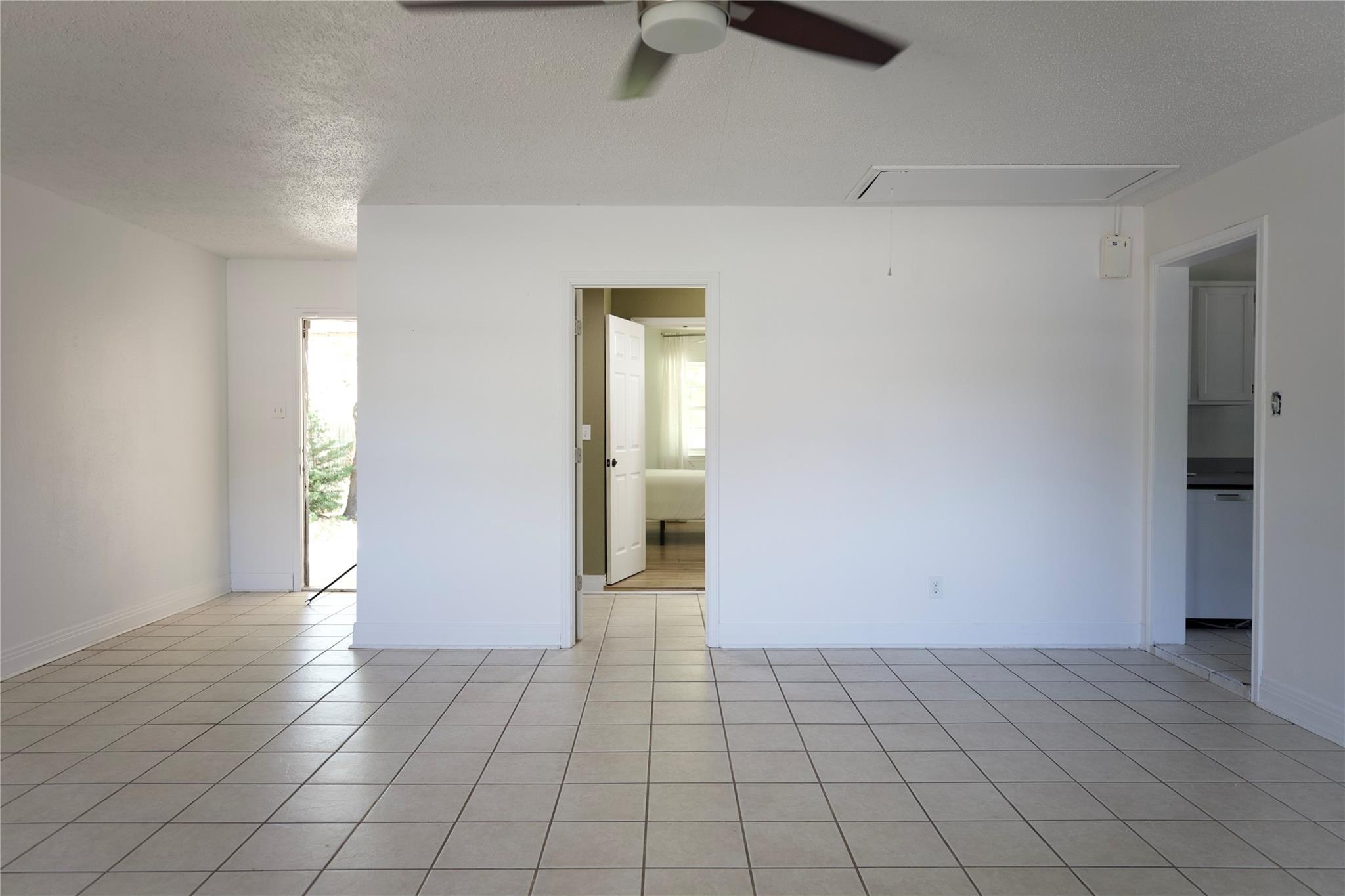 618 Bentwood Dr, Leander, TX 78641