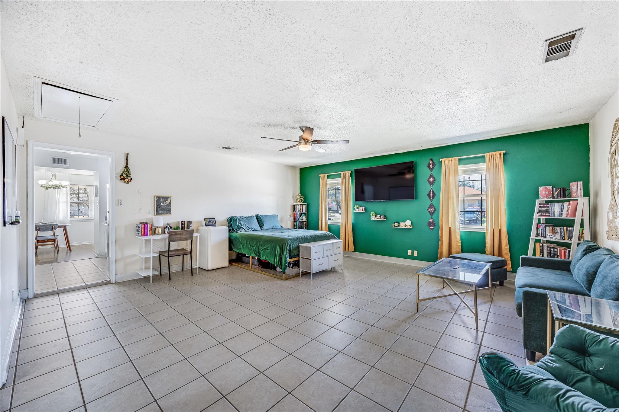 618 Bentwood Dr, Leander, TX 78641