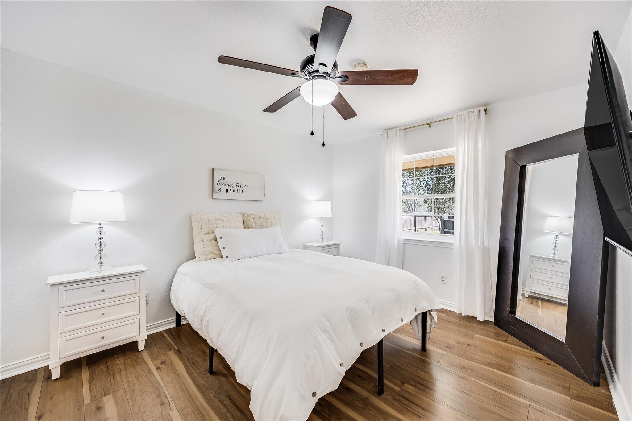 618 Bentwood Dr, Leander, TX 78641