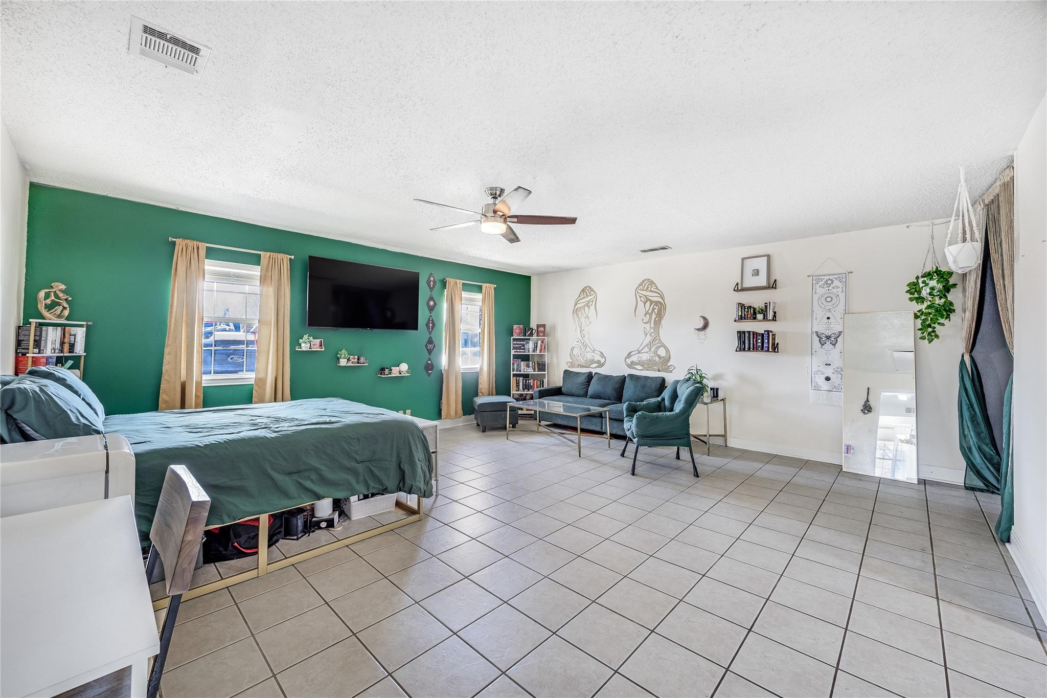 618 Bentwood Dr, Leander, TX 78641