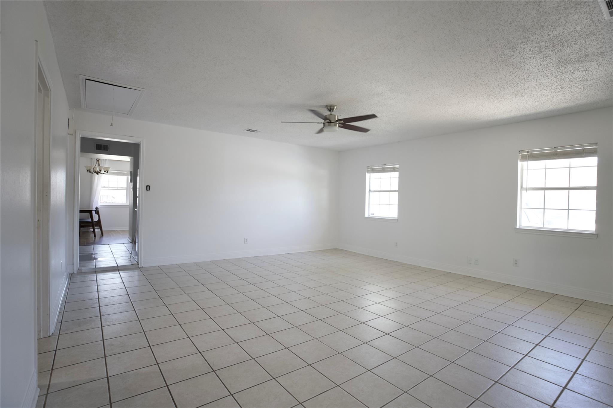 618 Bentwood Dr, Leander, TX 78641