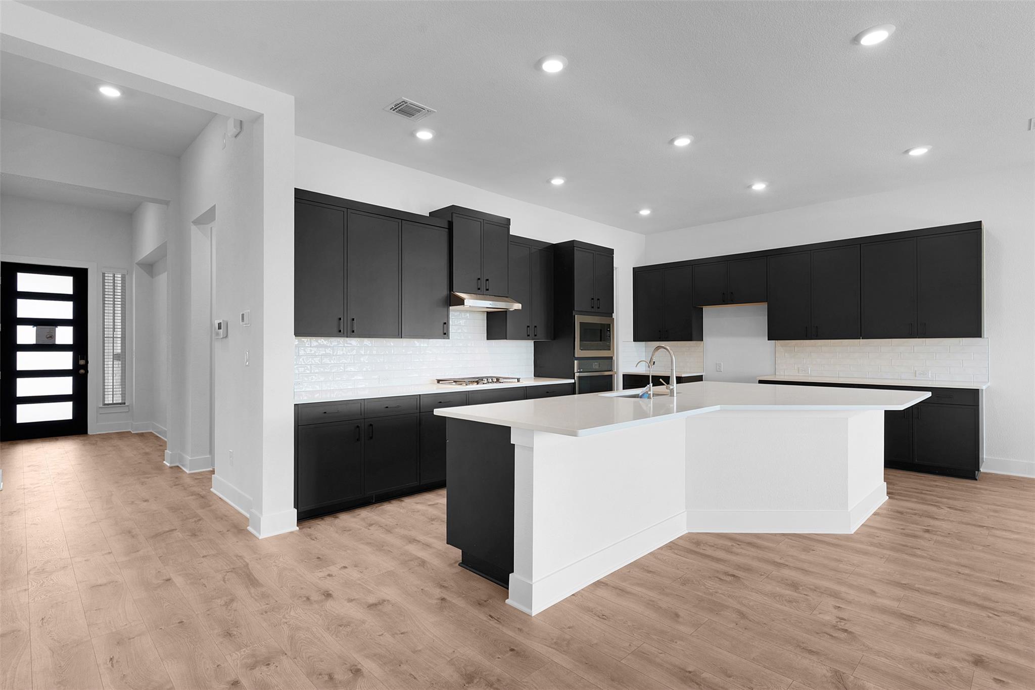 1129 Pansy Trl, Georgetown, TX 78628