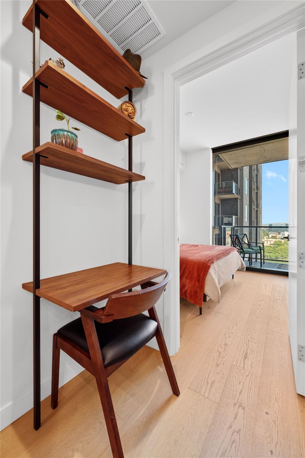 44 East Ave # 1404, Austin, TX 78701