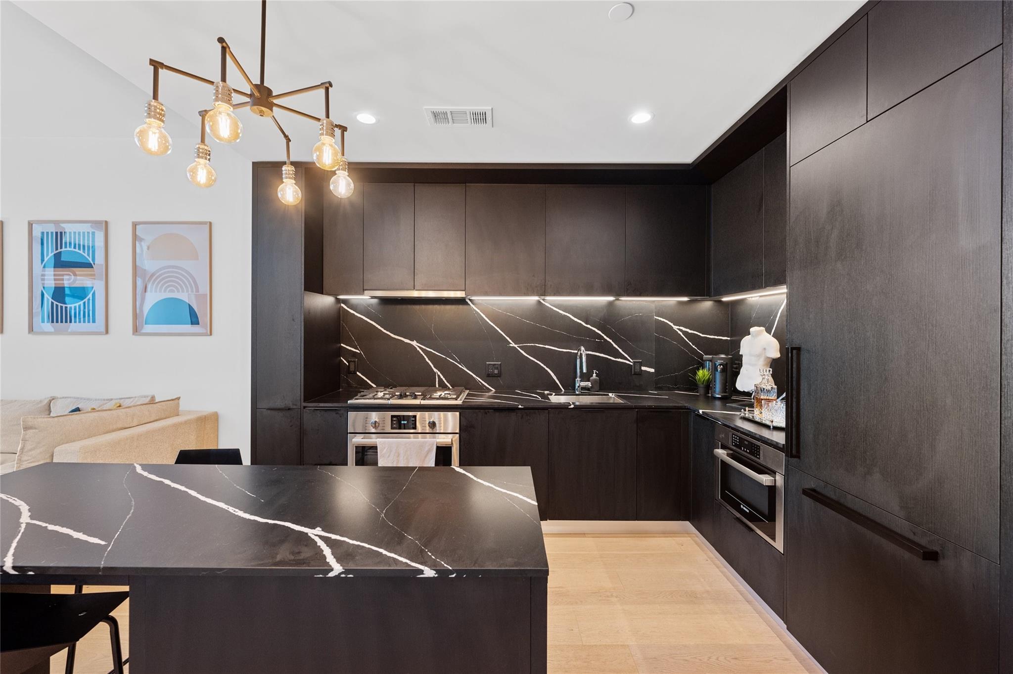 44 East Ave # 1404, Austin, TX 78701