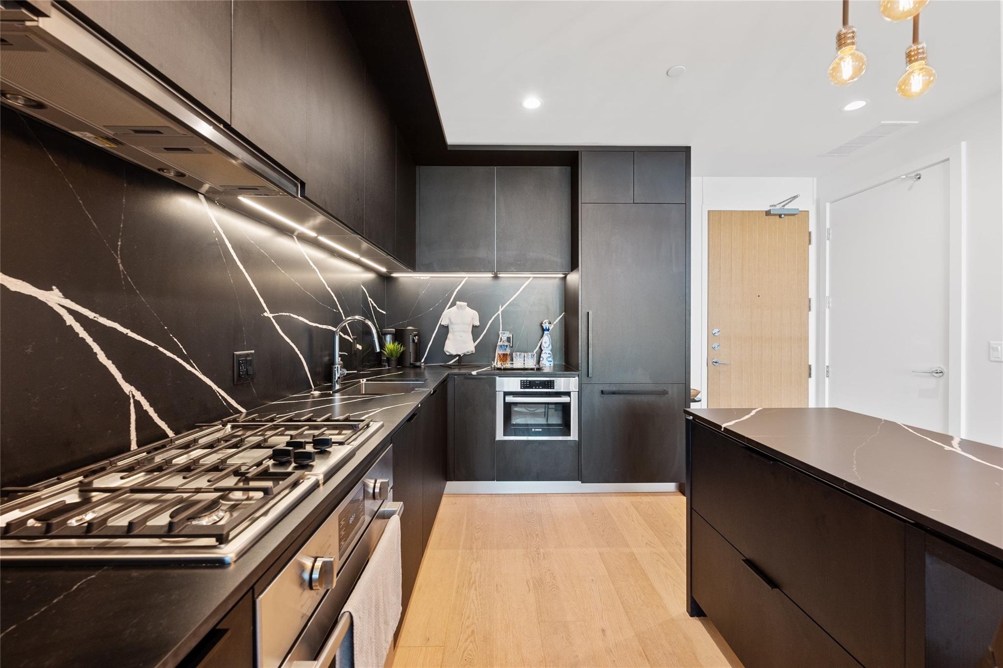 44 East Ave # 1404, Austin, TX 78701