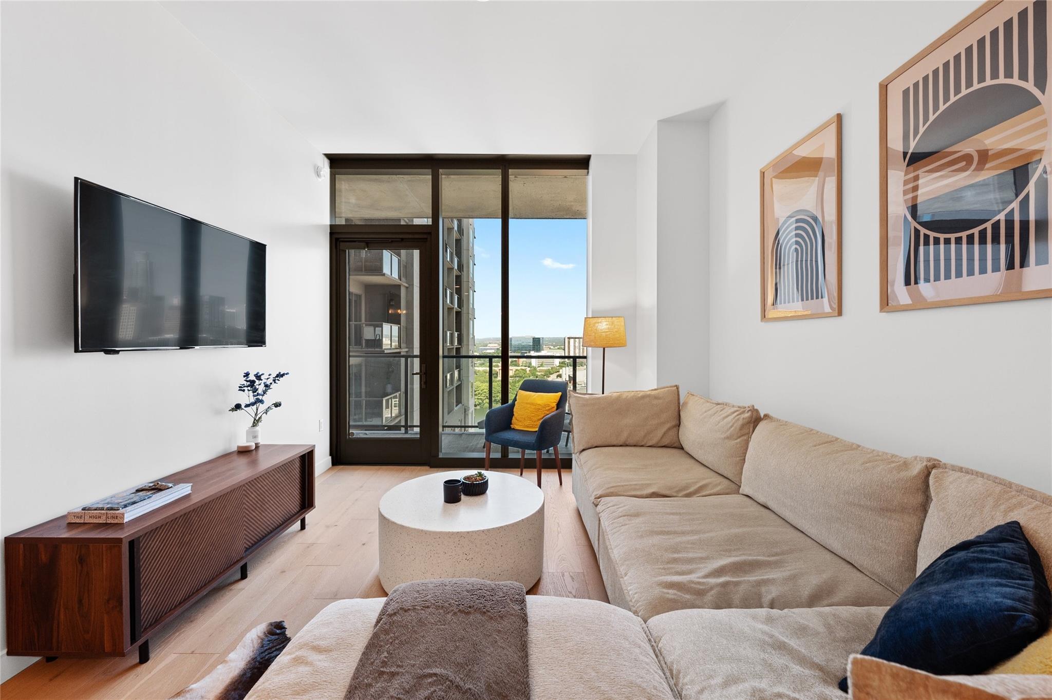 44 East Ave # 1404, Austin, TX 78701