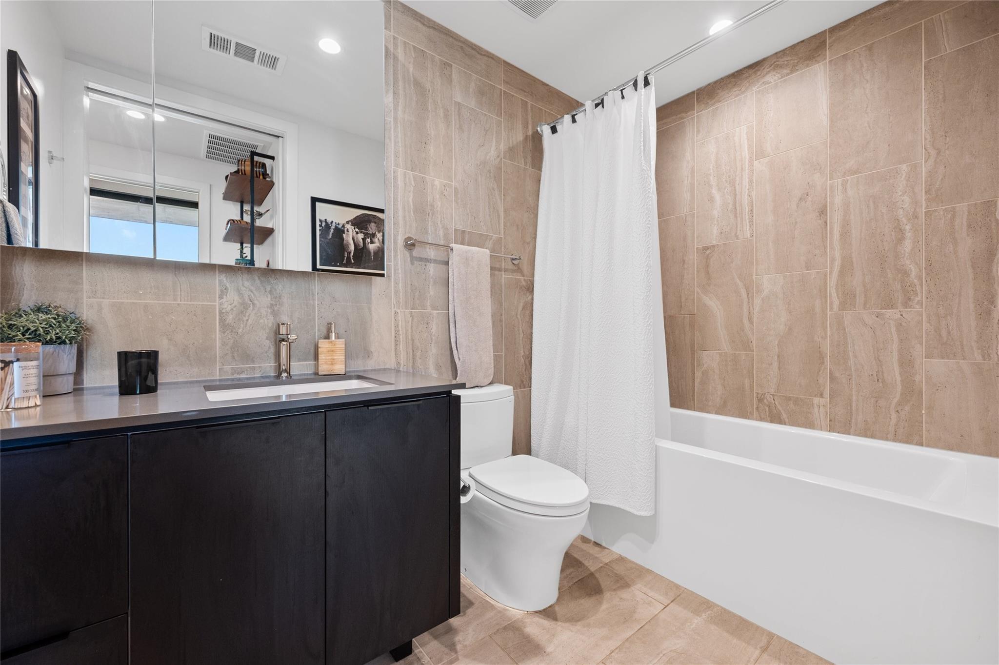 44 East Ave # 1404, Austin, TX 78701