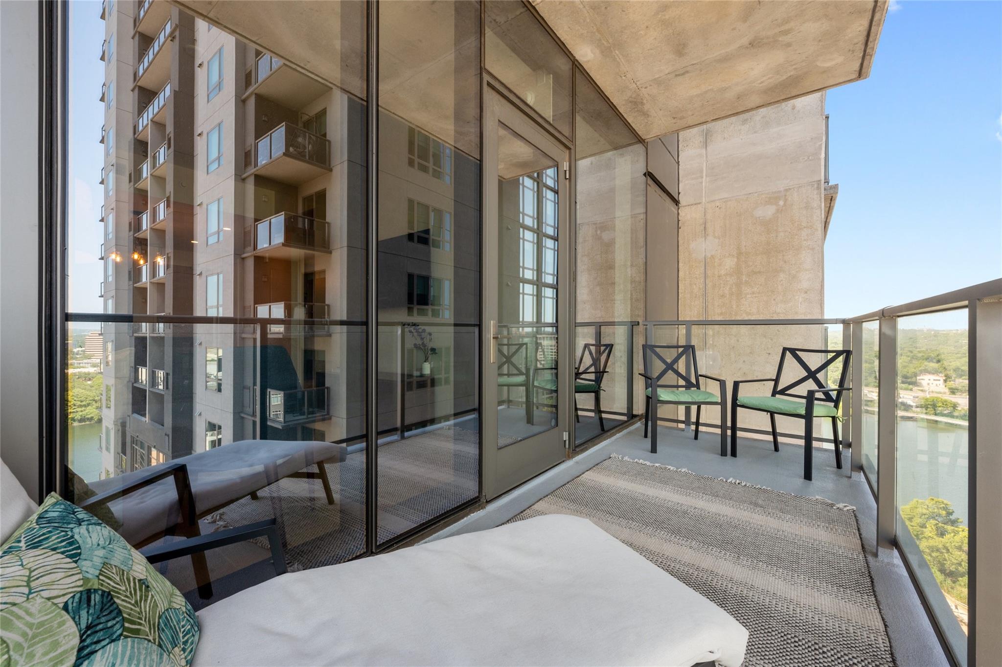 44 East Ave # 1404, Austin, TX 78701