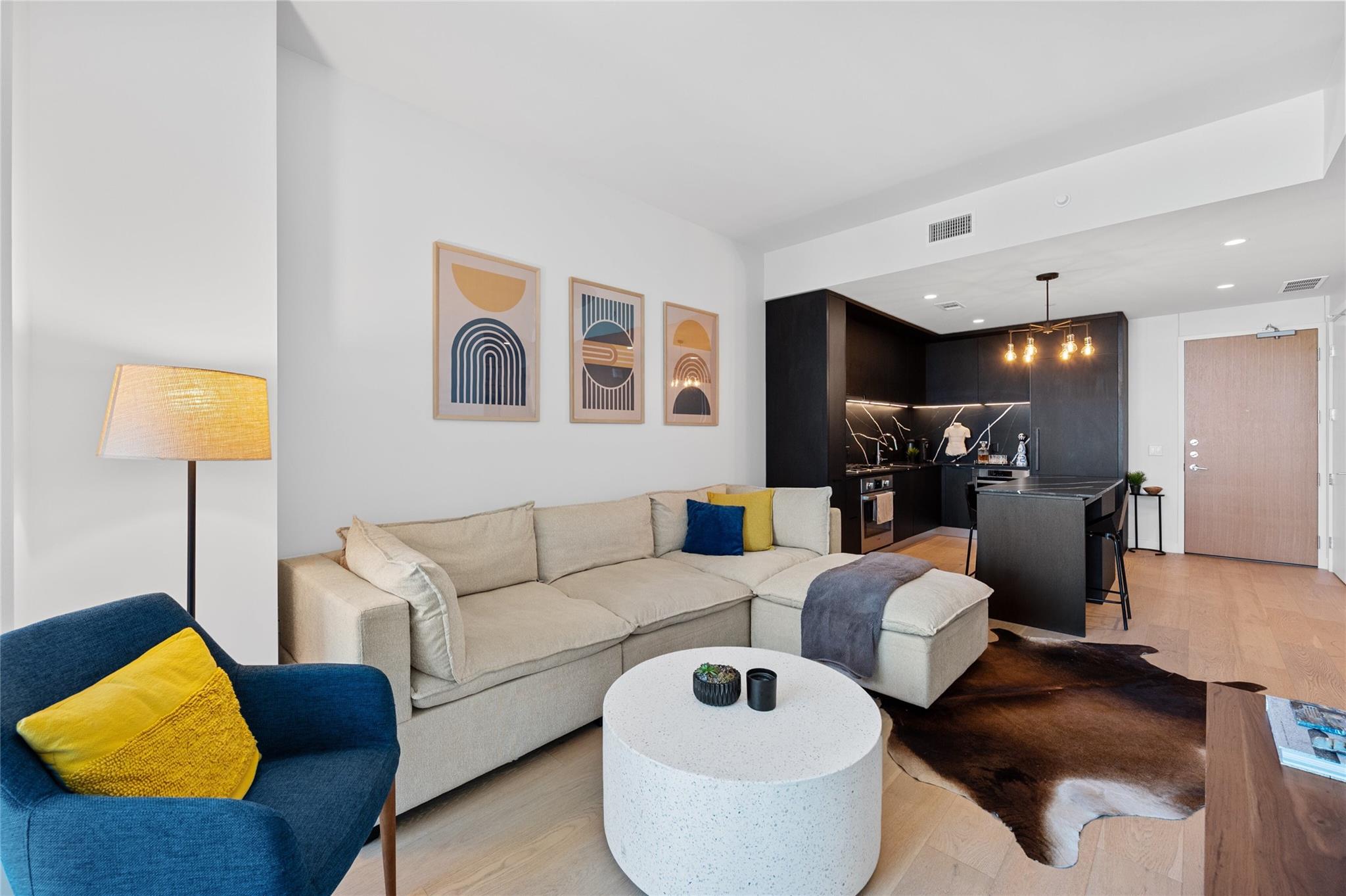 44 East Ave # 1404, Austin, TX 78701