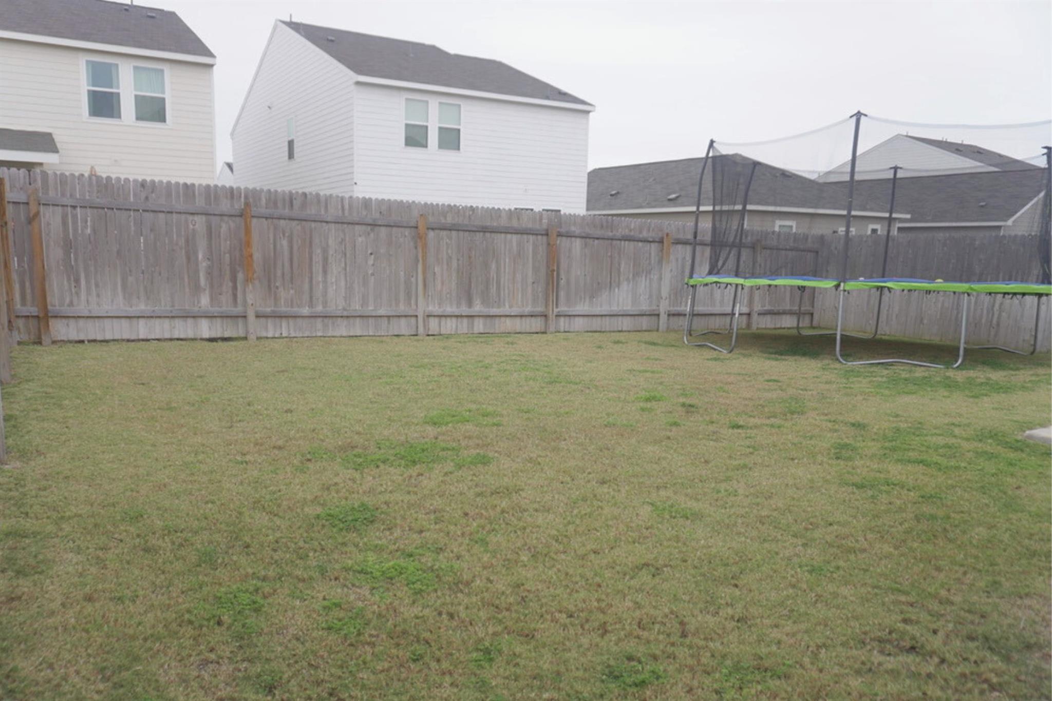 313 Magnum Force Dr, Jarrell, TX 76537