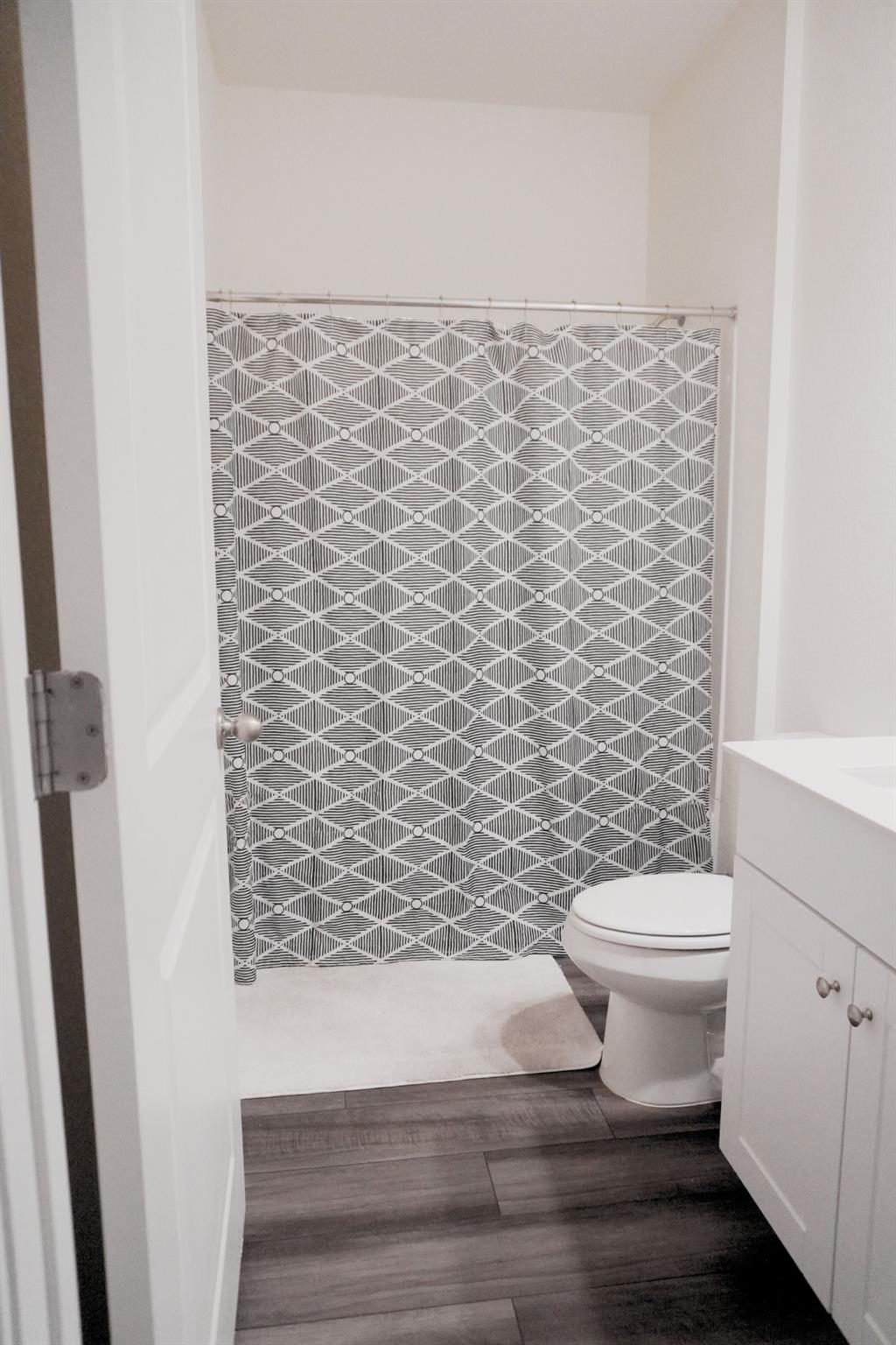 313 Magnum Force Dr, Jarrell, TX 76537