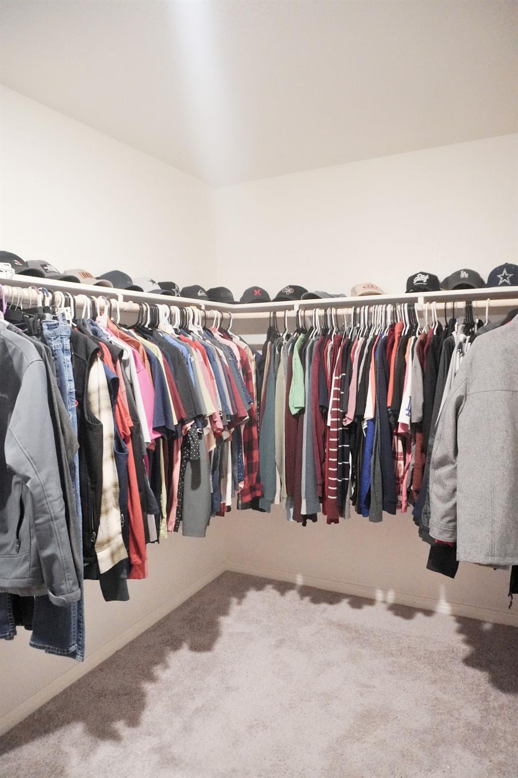 313 Magnum Force Dr, Jarrell, TX 76537