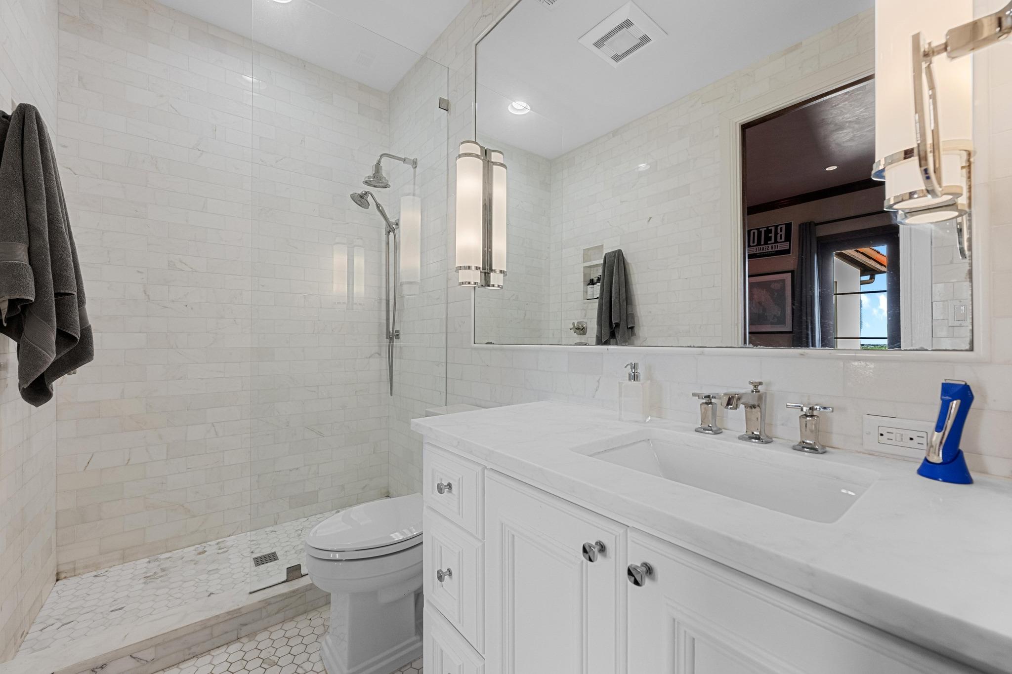 12724 Little Blue Stem Cv, Austin, TX 78738